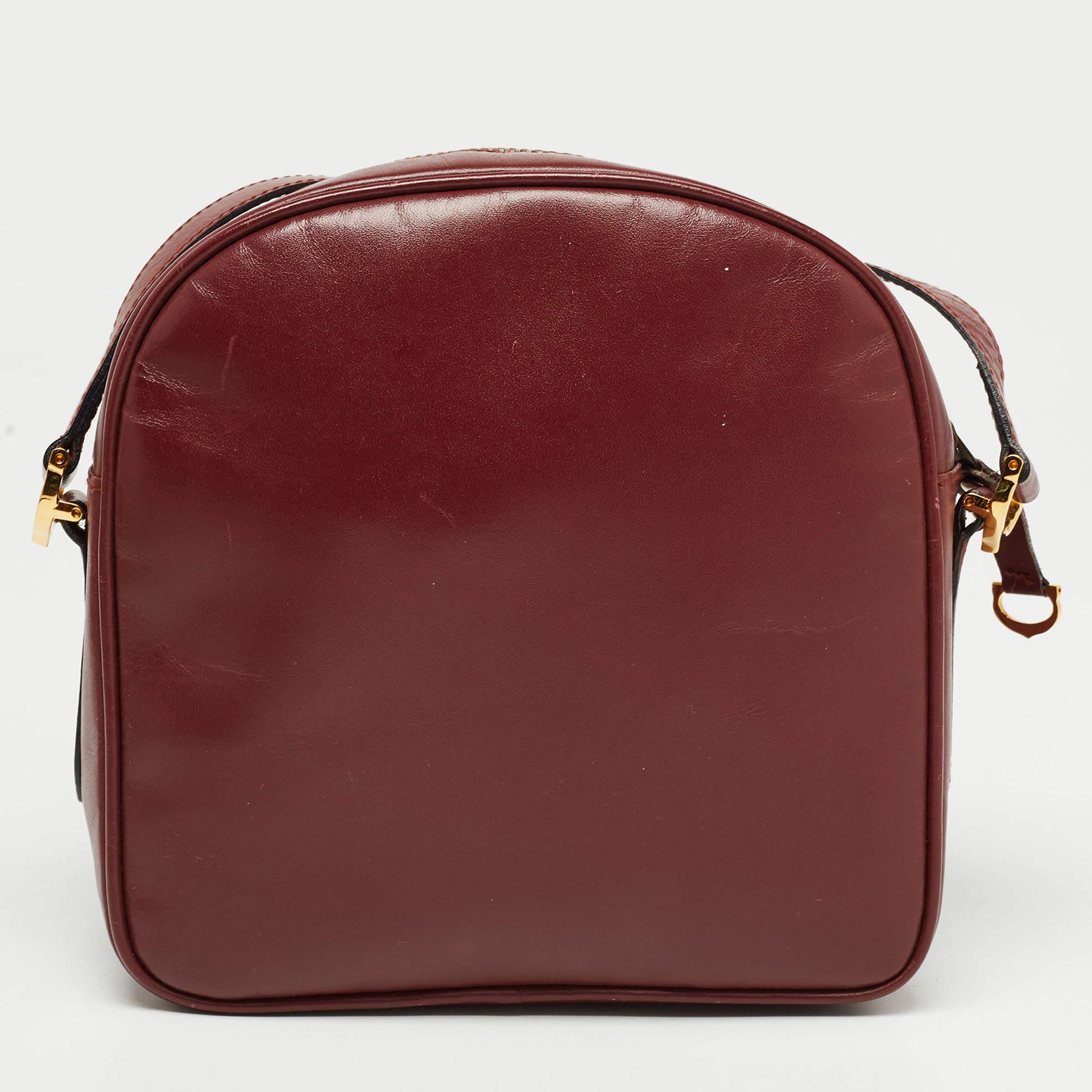 Women's Cartier Burgundy Leather Must de Cartier Crossbody Bag For Sale