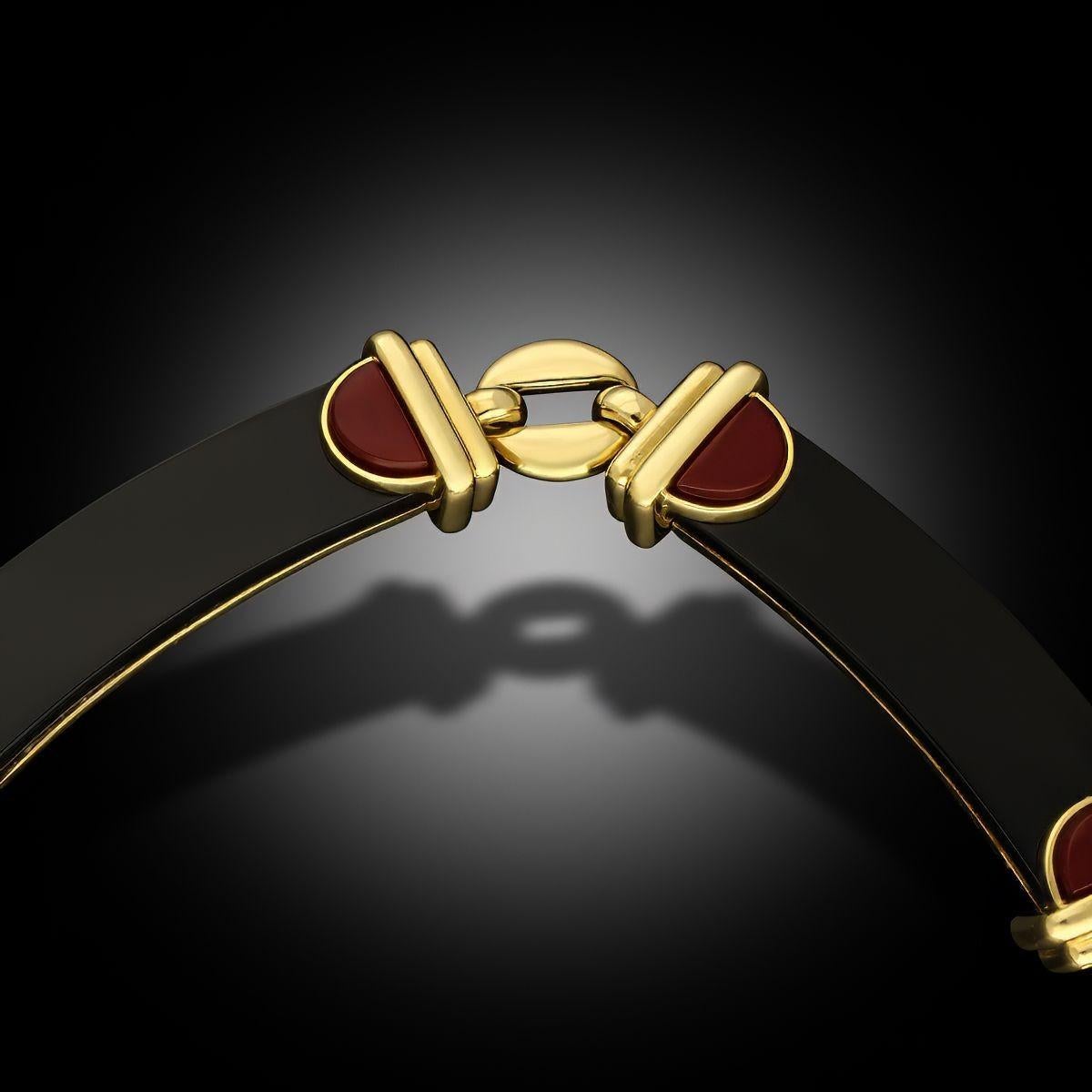 Square Cut Cartier by Aldo Cipullo Vintage Onyx, Carnelian and 18ct Yellow Gold Necklace For Sale