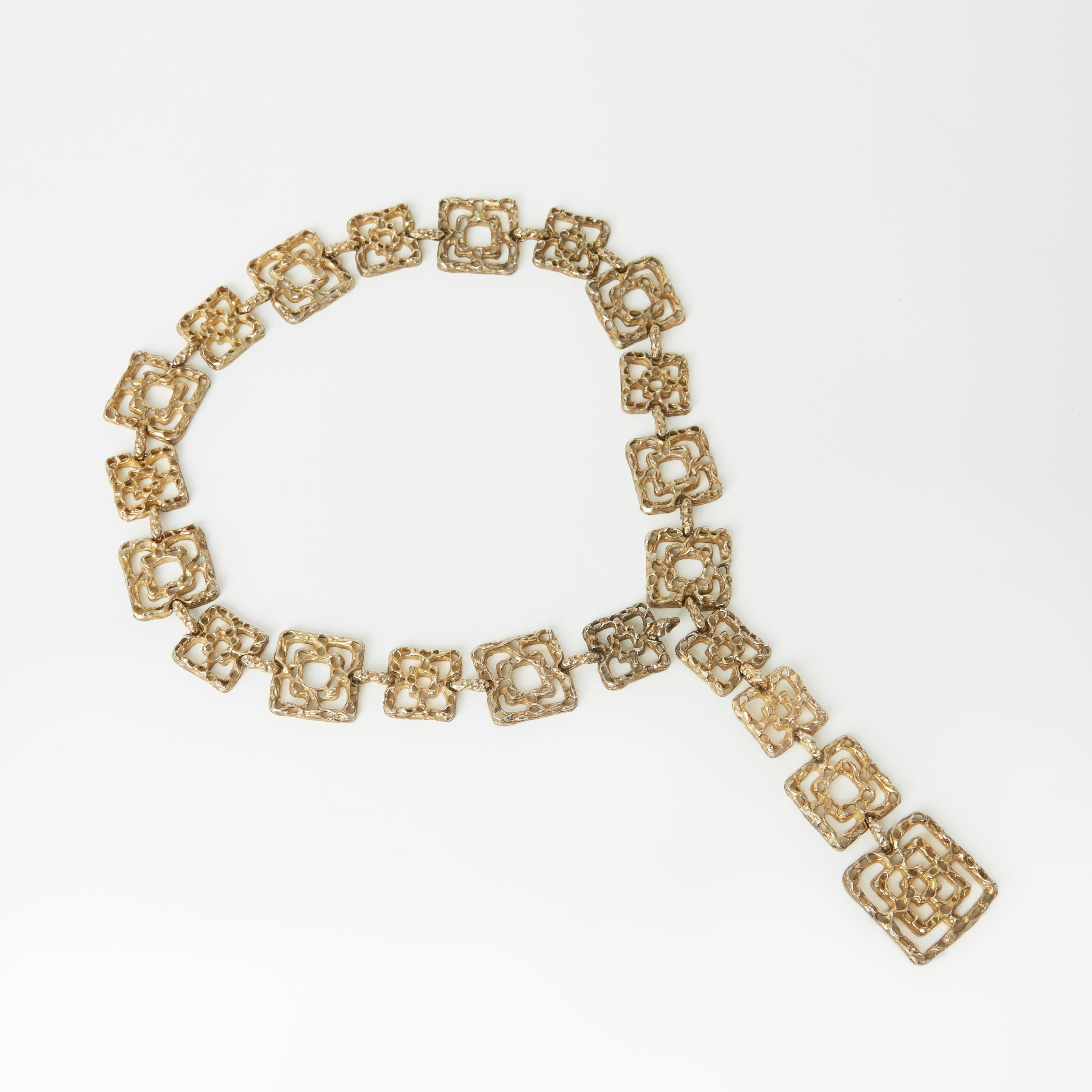 Cinturón o collar 