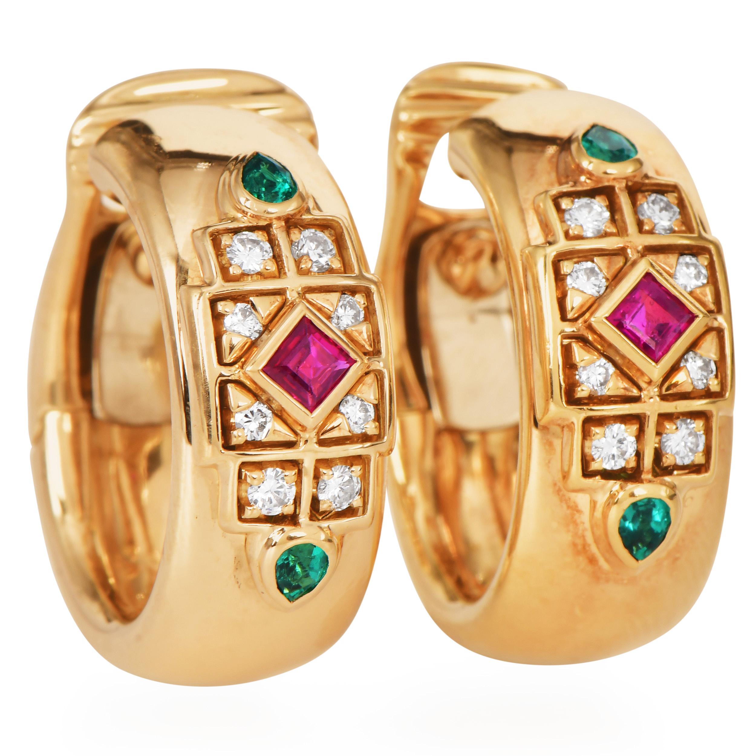Pendientes de aro Cartier de diamante bizantino, rubí y esmeralda amarillos de 18 quilates en Excelente estado para la venta en Miami, FL