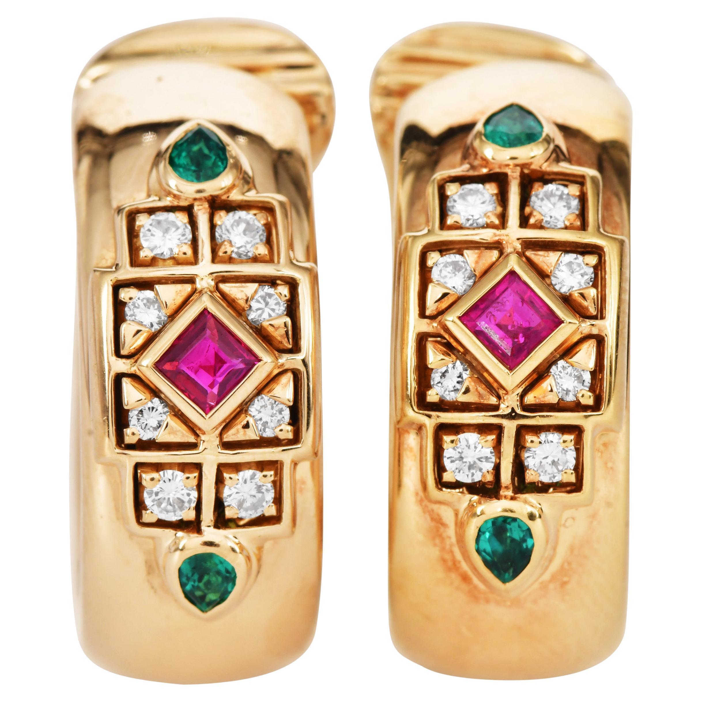 Pendientes de aro Cartier de diamante bizantino, rubí y esmeralda amarillos de 18 quilates en venta