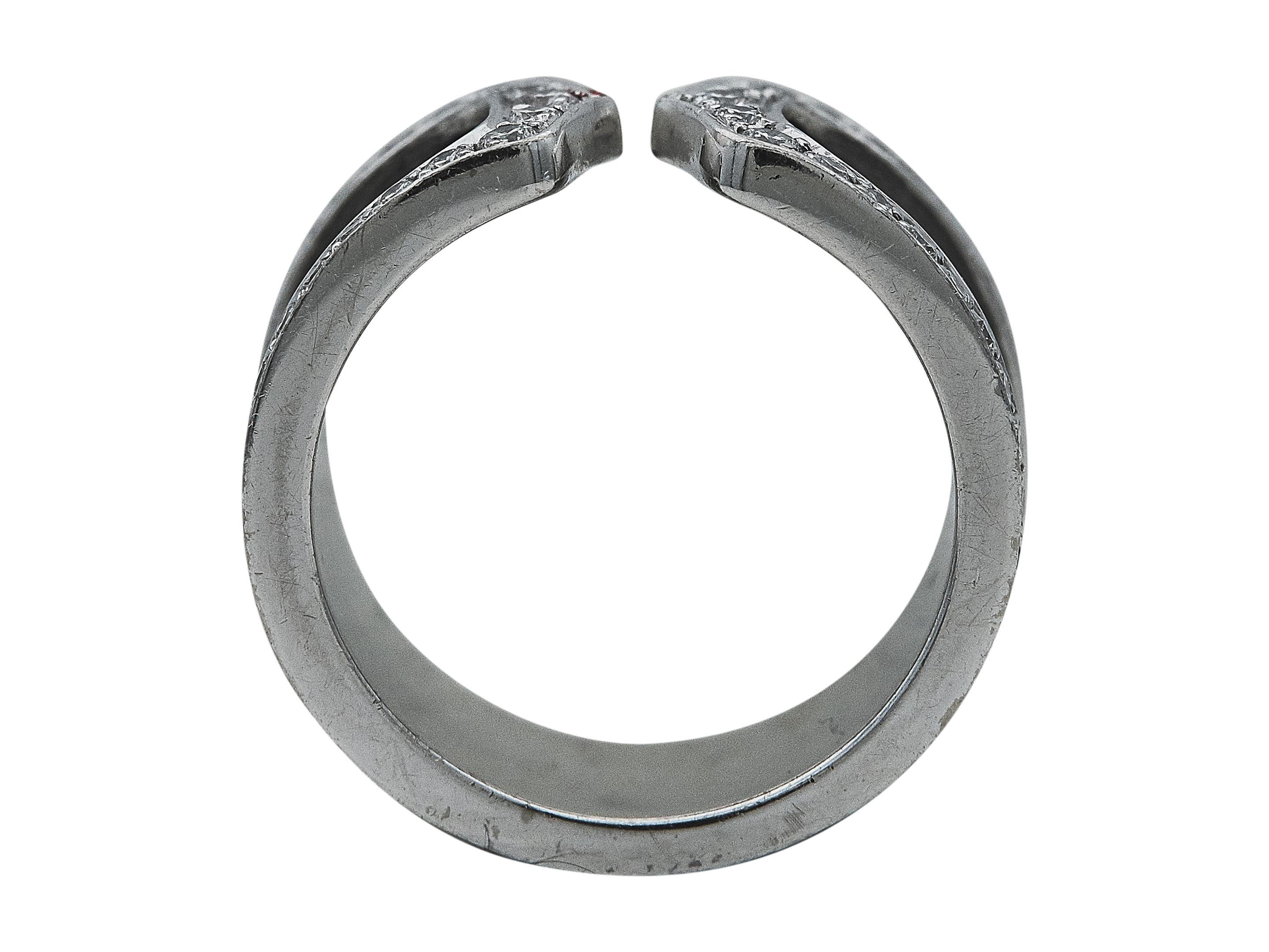 Taglio rotondo Anello con diamanti in oro bianco 18 carati A.I.C. di Cartier in vendita