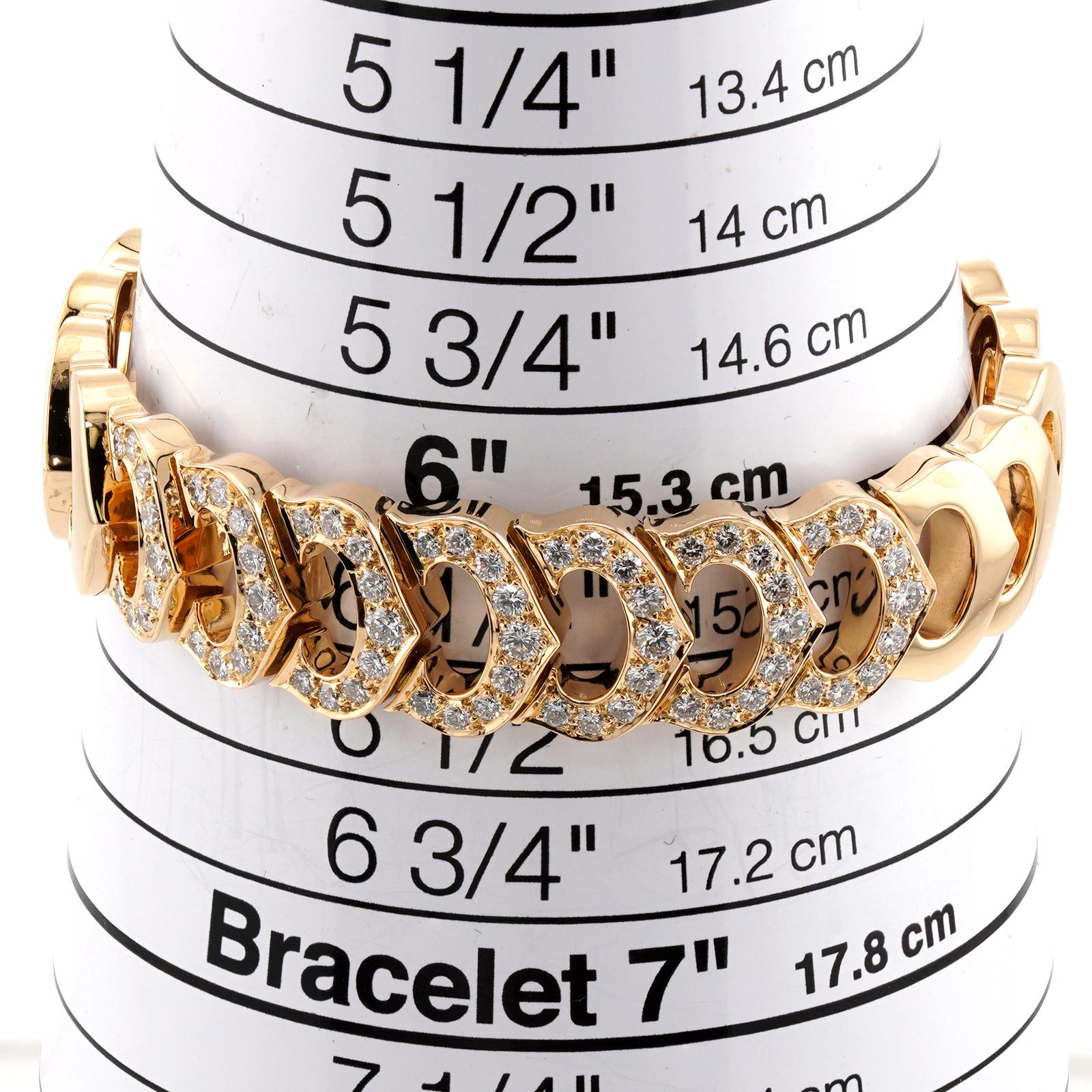 CARTIER C De Diamond Bracelet caractéristique en or jaune Pour femmes en vente