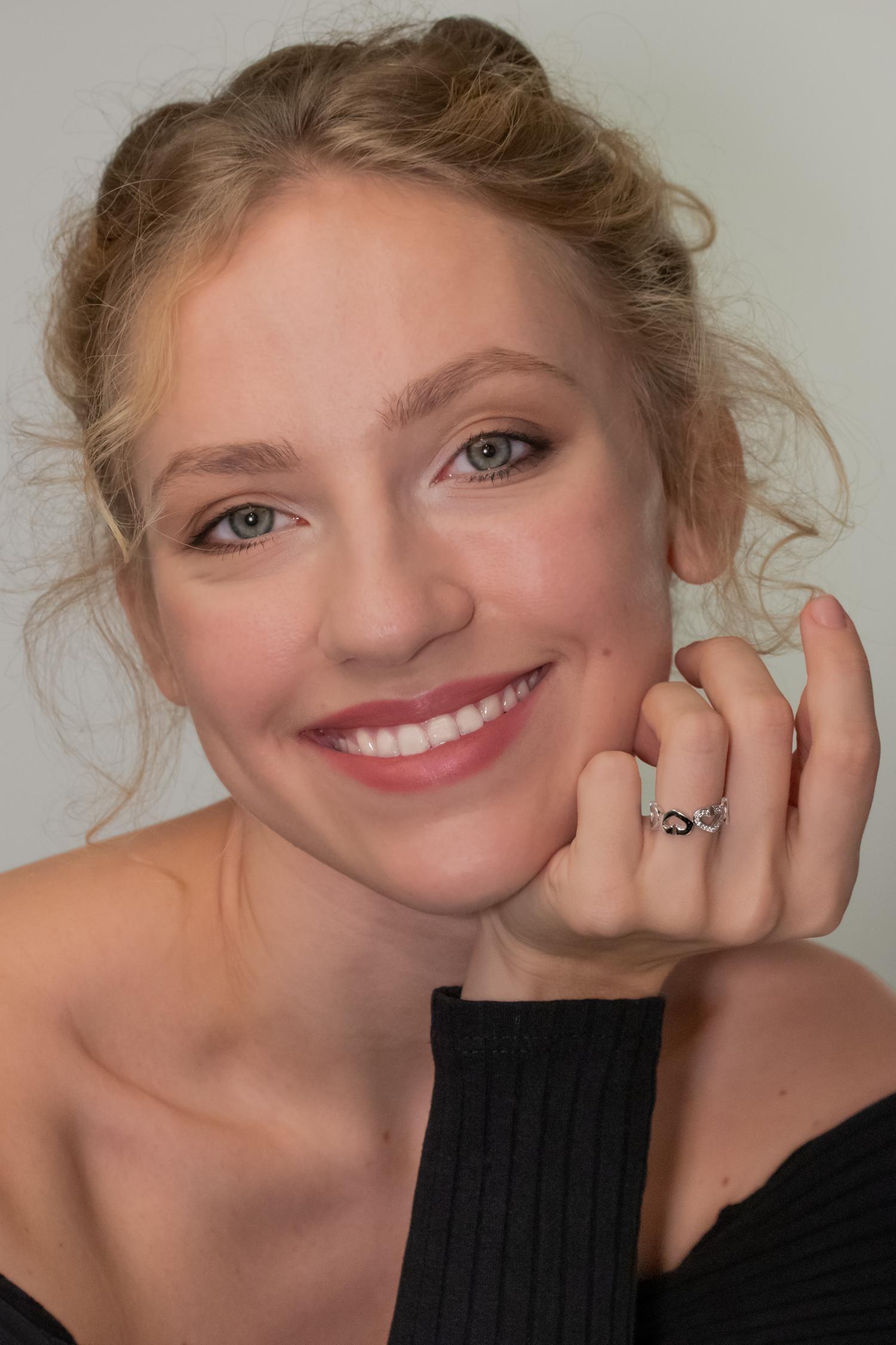 Cartier ‘C Heart’ Diamond Ring with Diamonds In Good Condition For Sale In London, GB