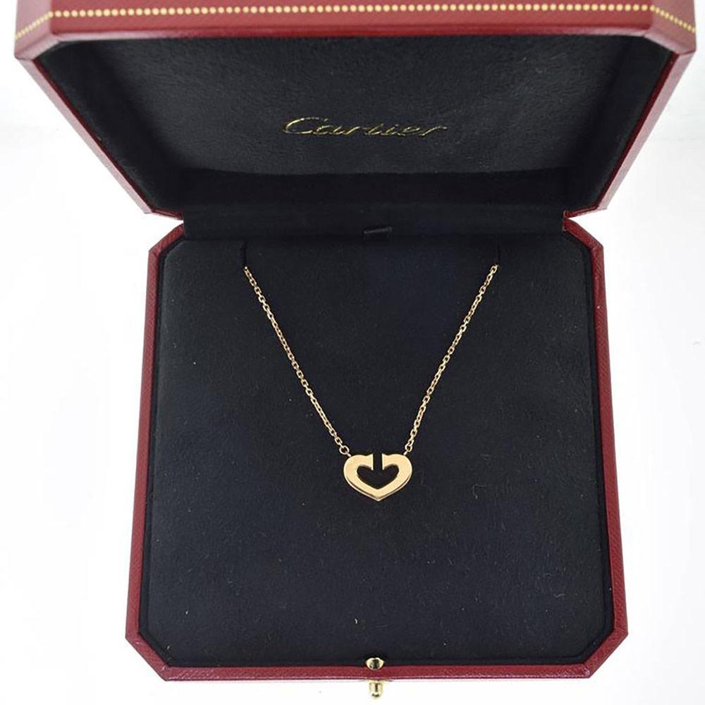 ITEM SPECIFICATIONS:
Designer: Cartier
Collection: C Heart of Cartier (Heart and Symbols Necklaces)
Metal: Rose Gold
Metal Purity: 18k
Total Item Weight (grams): 6.88
Necklace Length: 14 inches
Hallmark: Cartier 750 Serial Number (blocked for
