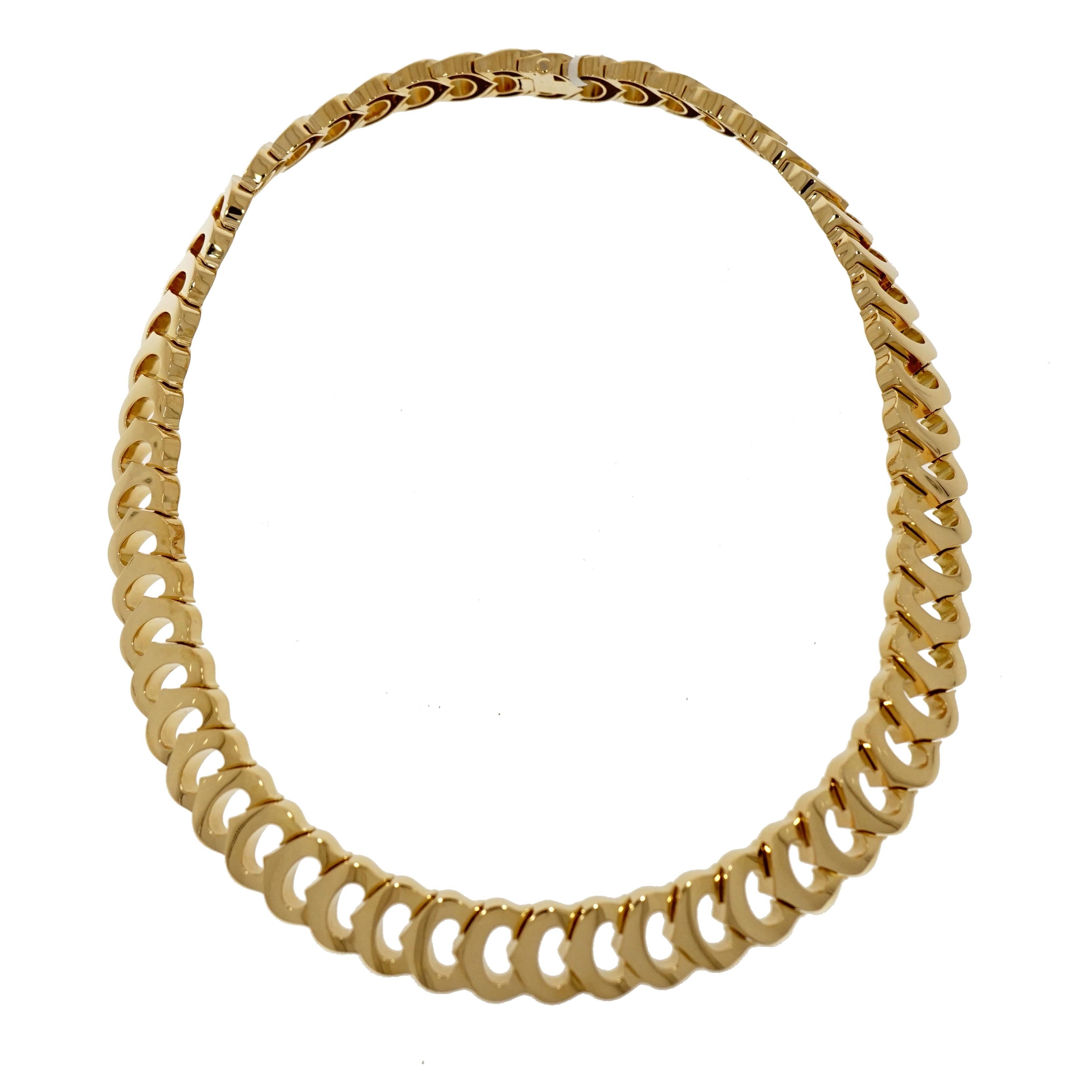 This is an authentic wide collar necklace by Cartier from 