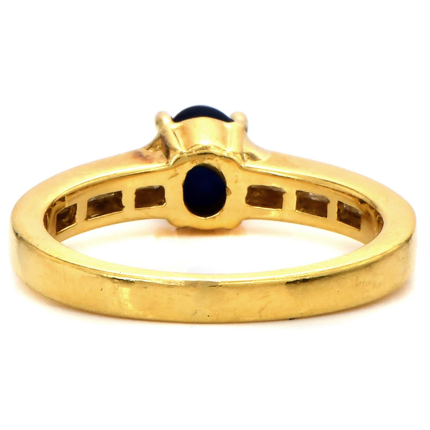 Cartier Cabochon Star Sapphire Diamond 18k Yellow Gold Ring In Excellent Condition In Miami, FL