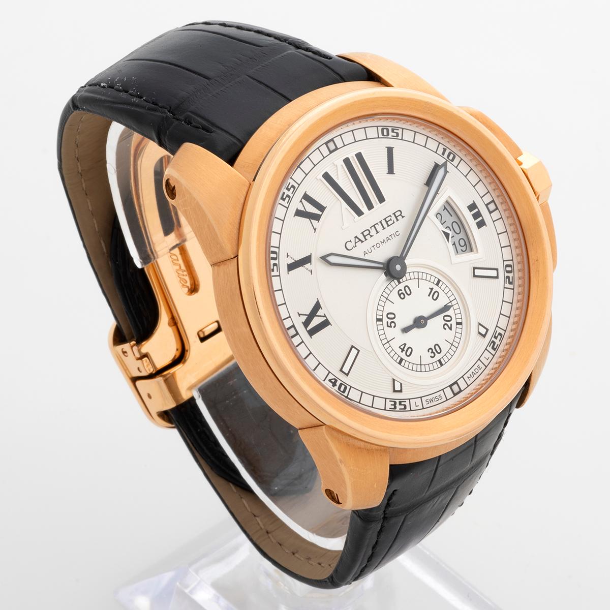 A rare reference, in 18k rose gold , our Cartier Calibre De Cartier 3300 / W7100009 is presented in outstanding condition with very little sign of use from new. Boasting an elegant 45mm case and Cartier black leather strap, with 18k deployant clasp,
