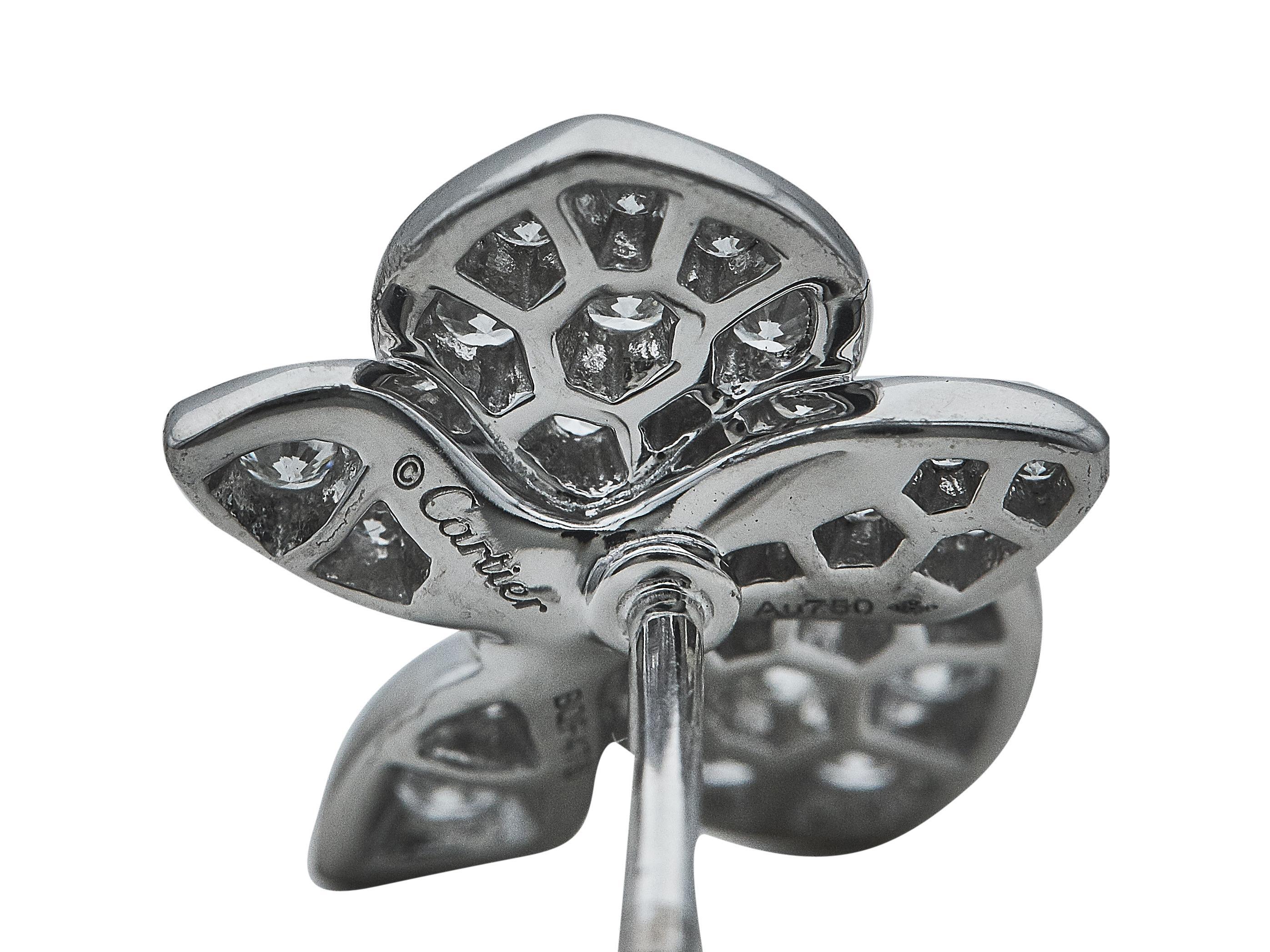 Orecchini Cartier Caresse d'Orchidées de Cartier in oro bianco 18 carati con diamante In condizioni ottime in vendita a New York, NY