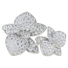 Cartier Caresse D
Orchidées Diamond Ring