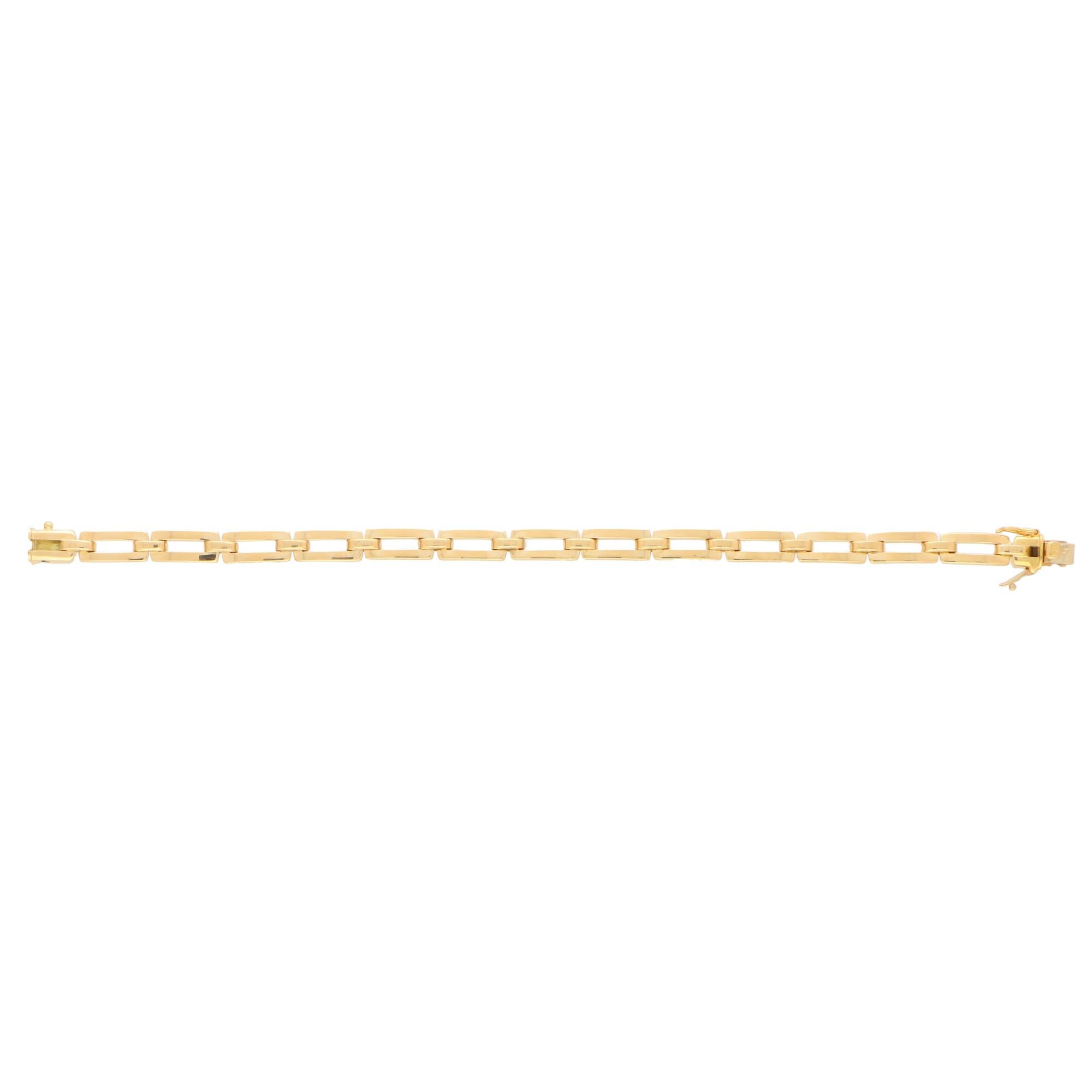 Cartier Chain Link Bracelet in Solid 18 Karat Yellow Gold In Good Condition In London, GB