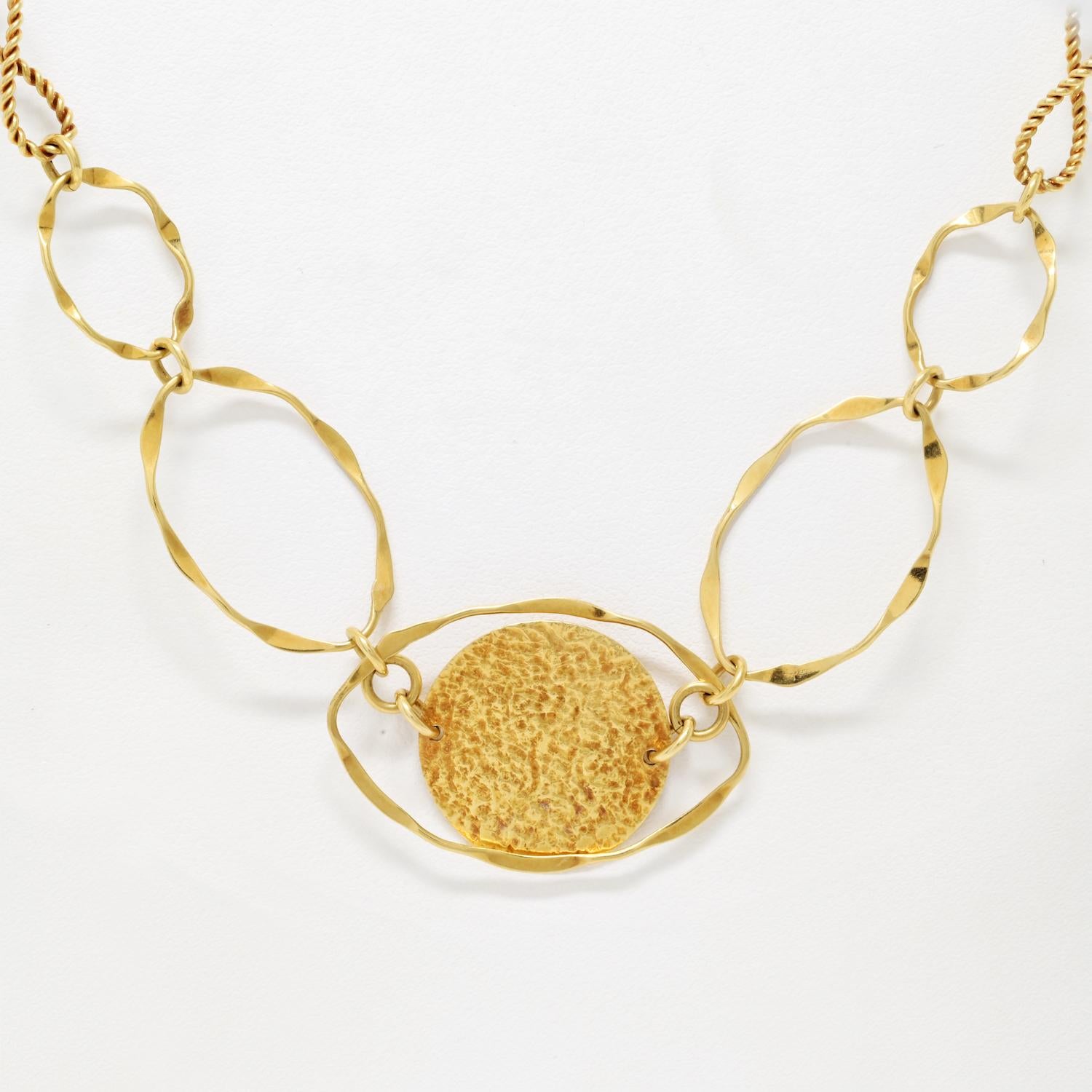 Cartier Chain 34 Inch Vintage 1970's Twist Link Necklace In Excellent Condition For Sale In New York, NY