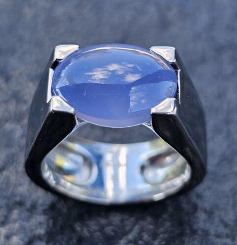 Cabochon Cartier Anello con calcedonio cabochon in oro bianco 18k Grande 21g Sz 56 US 7.5 in vendita