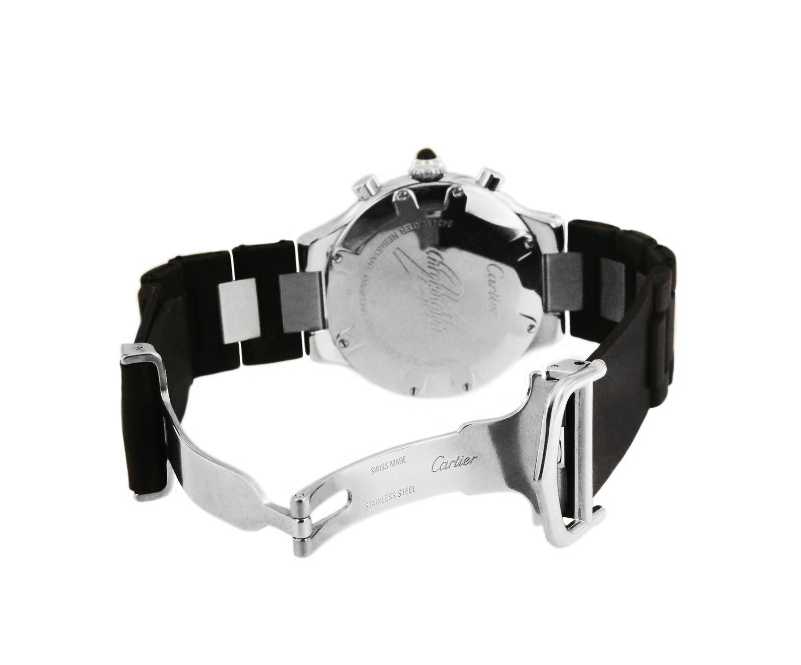 CARTIER CHRONOSCAPH0 21 UHR AUS EDELSTAHL W10125U2 

-Guter Zustand
-Gehäusegröße: 38mm
-Uhrwerk: Quarz
-MATERIAL des Gehäuses: Rostfreier Stahl
-Schwarzes Zifferblatt
-Römische Ziffern auf der Lünette eingraviert
-Subsekunden, Datum und