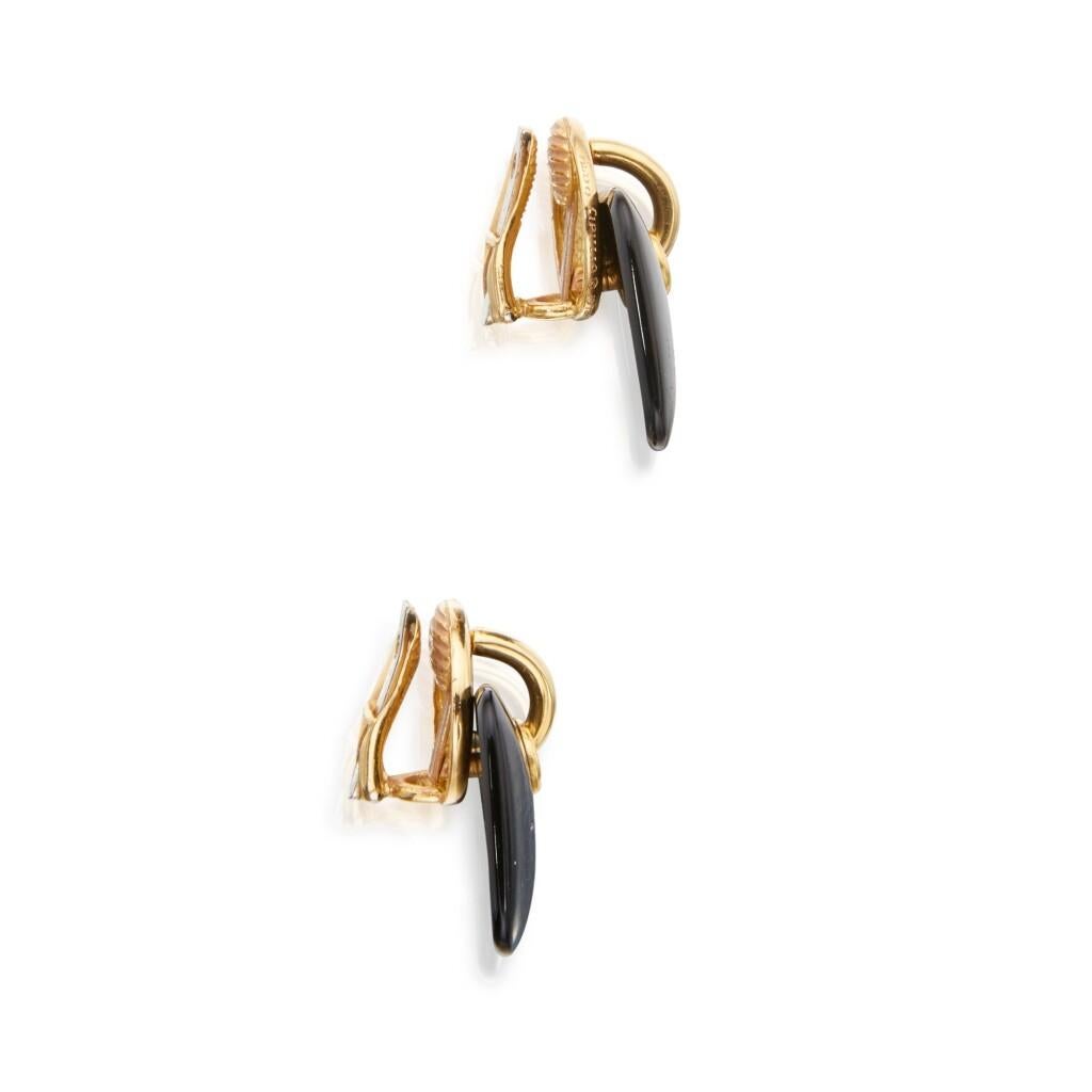 Taille carrée Cartier Boucles d'oreilles Cipullo en onyx et or en vente