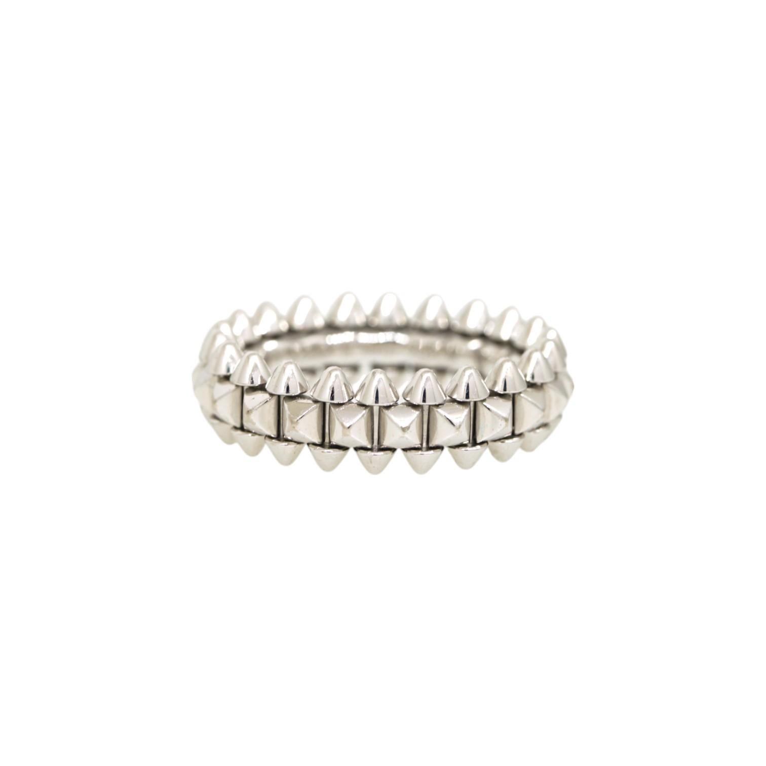Modern Cartier Clash De Cartier Small 18 Karat Ring In Stock