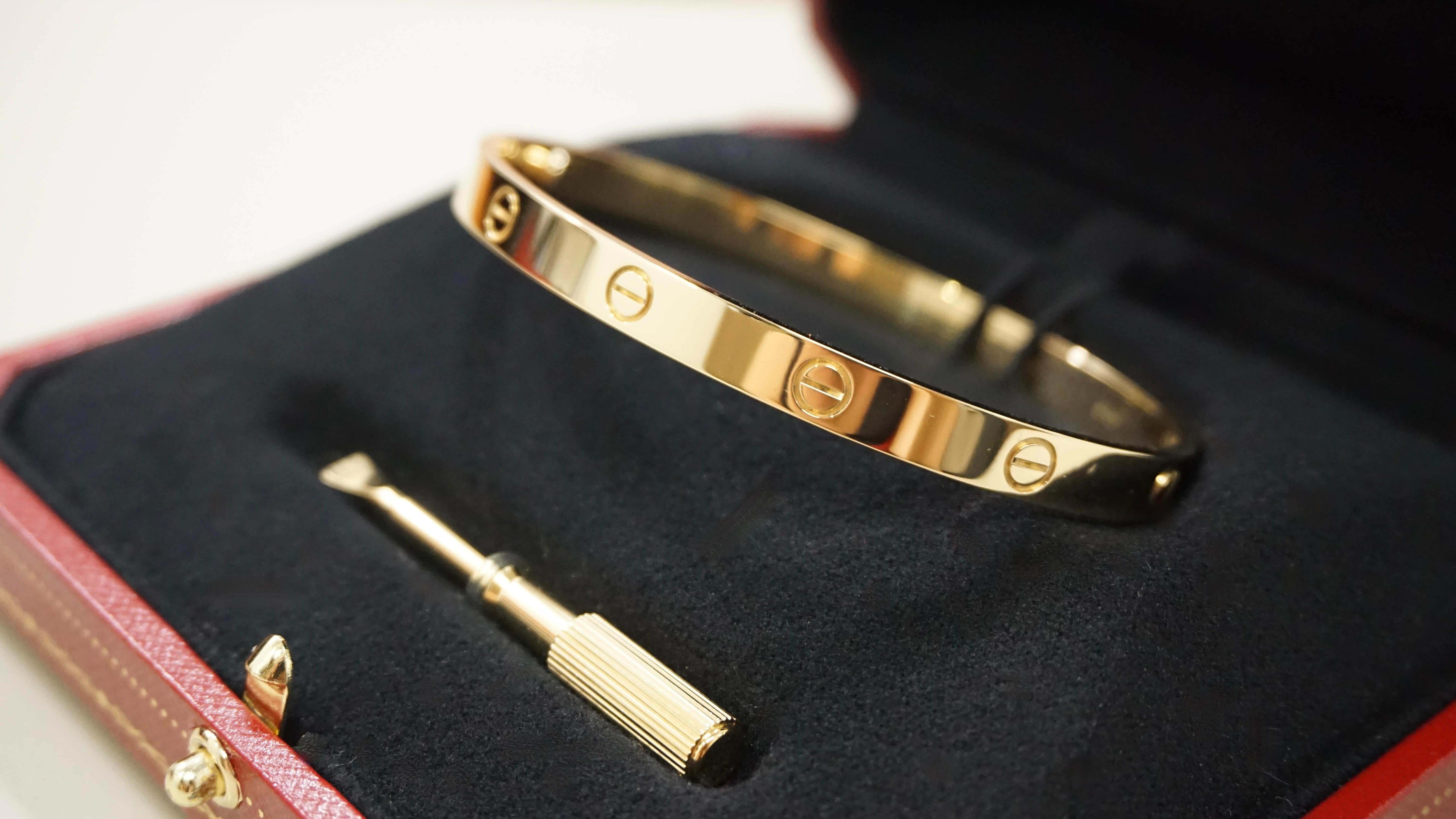 da uomo o donna Cartier Bracciale Classico dell'Amore in oro giallo misura 20 con scatola e documenti B6067520 in vendita