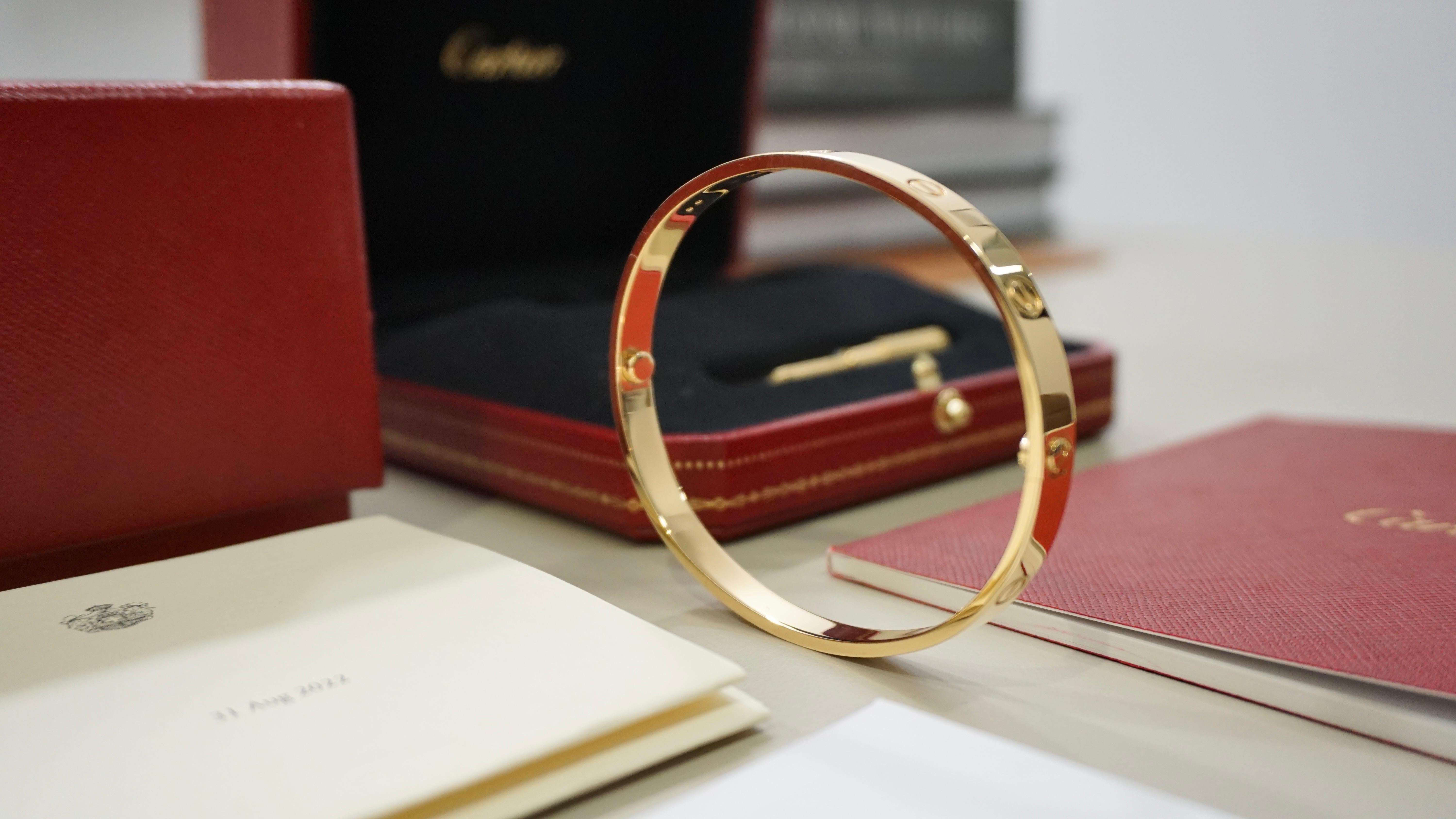 Cartier Bracciale Classico dell'Amore in oro giallo misura 20 con scatola e documenti B6067520 in vendita 2