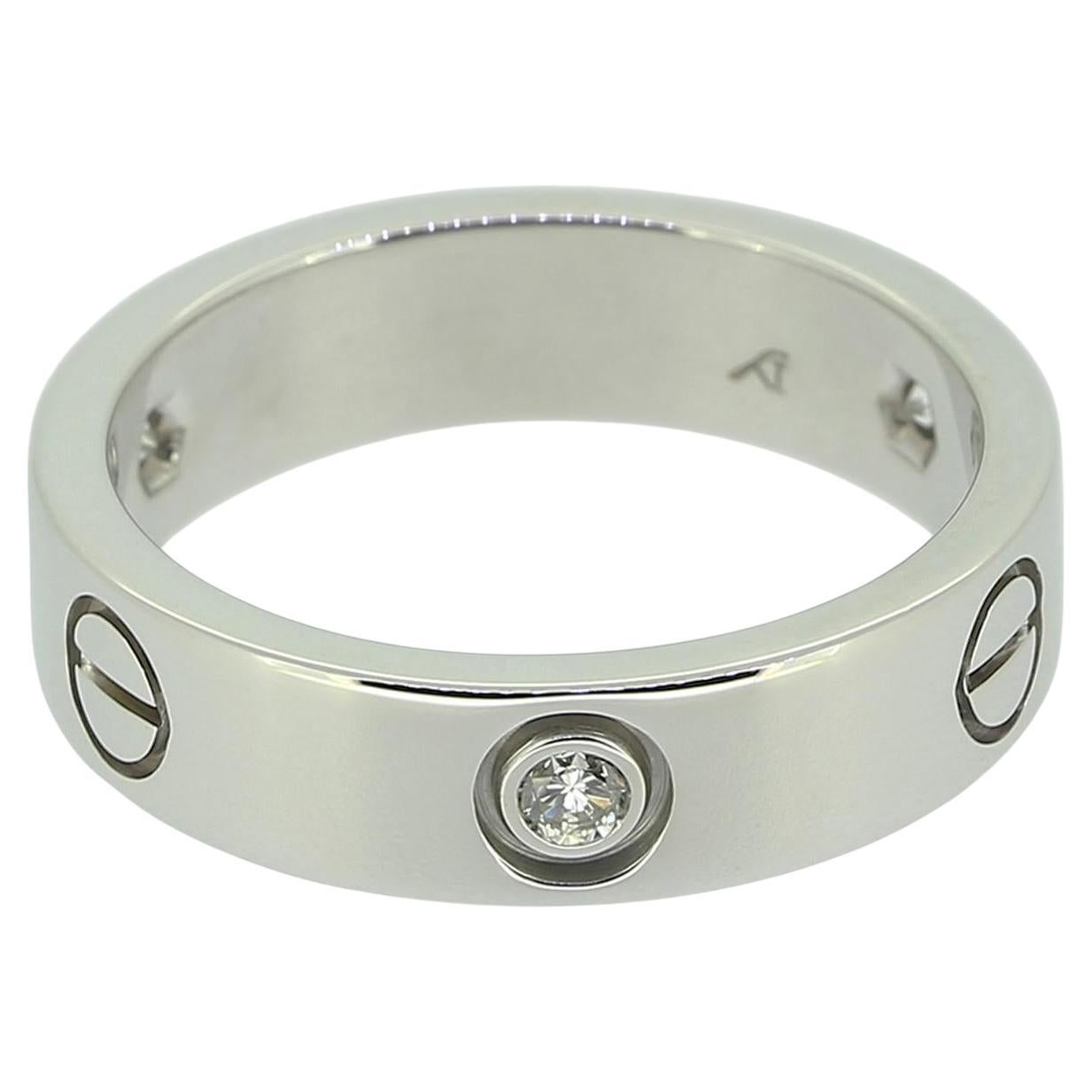 Cartier Classic Model Three Diamond LOVE Ring Size Q (58) en vente