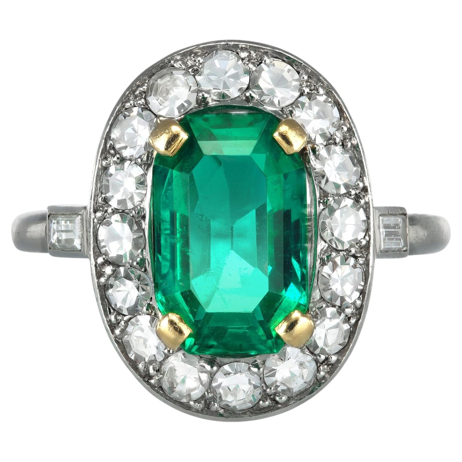 Does Cartier use real diamonds for its rings?