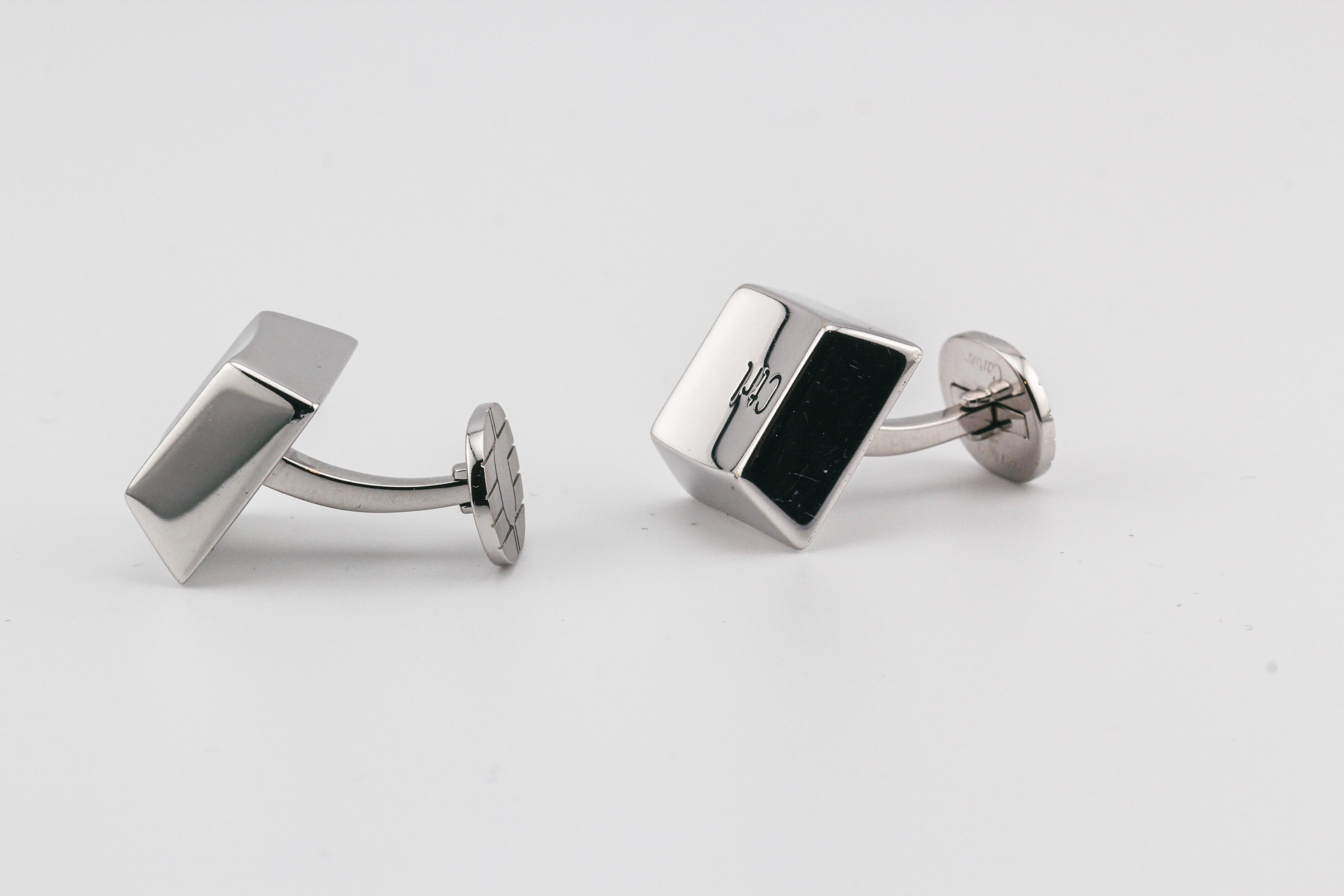Cartier Computer Keys Ctrl Esc 18k White Gold Cufflinks In Good Condition For Sale In Bellmore, NY