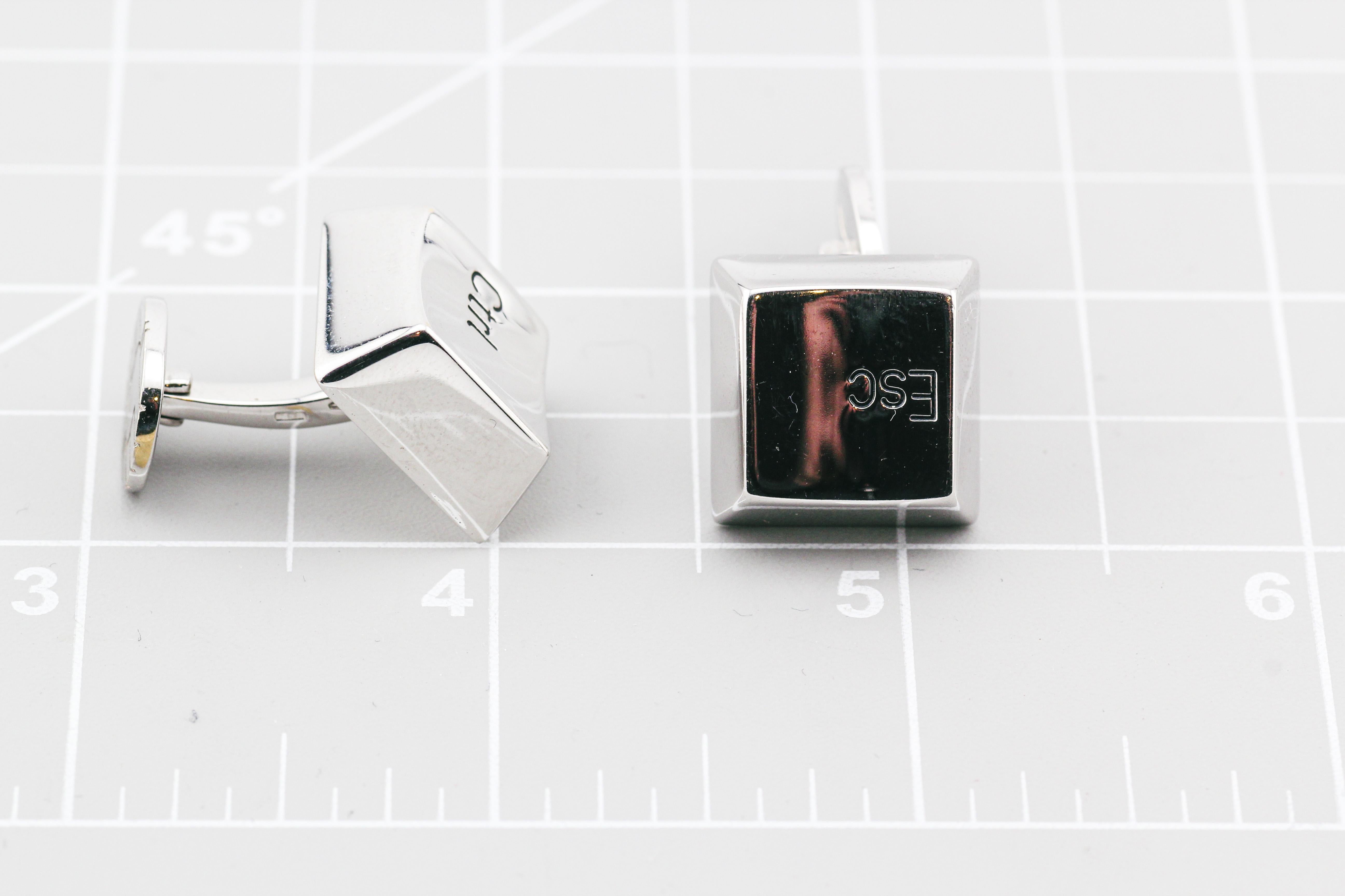 Cartier Keys informatiques Ctrl Esc Boutons de manchette en or blanc 18 carats en vente 3