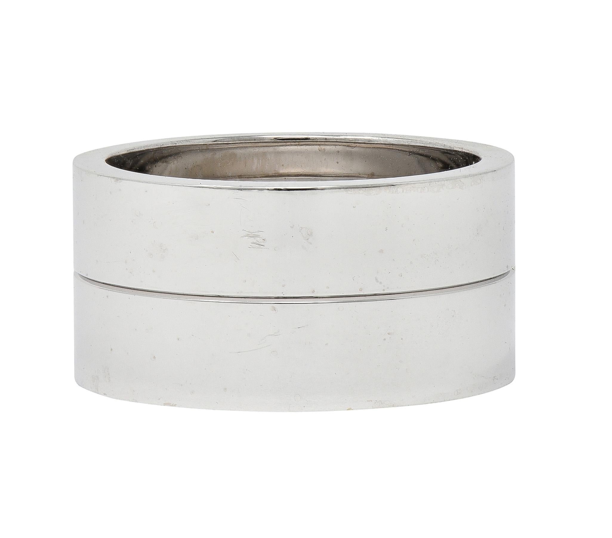 Cartier Contemporary 18 Karat White Gold High Love Unisex Band Ring im Zustand „Hervorragend“ im Angebot in Philadelphia, PA