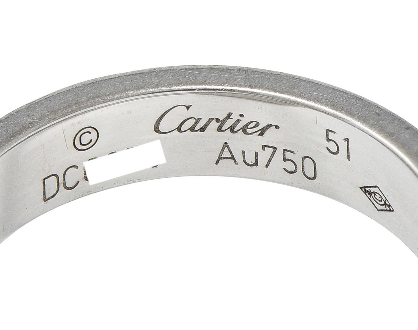 Bague unisexe en or blanc 18 carats à diamant contemporain Cartier High Love en vente 2