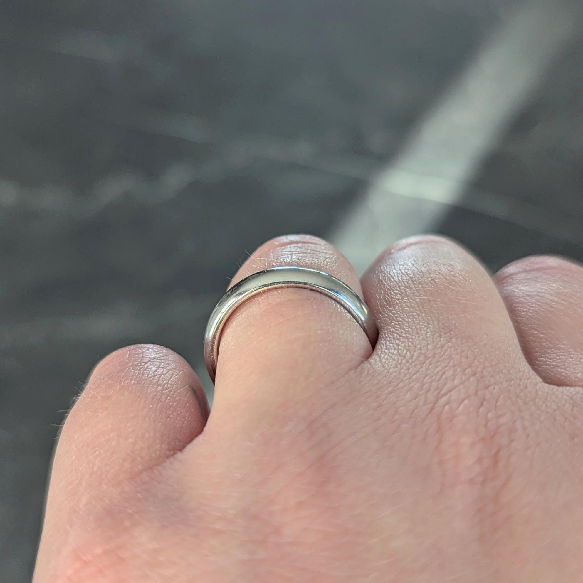 Cartier Contemporary Platinum 1895 Unisex Wedding Band Ring For Sale 5