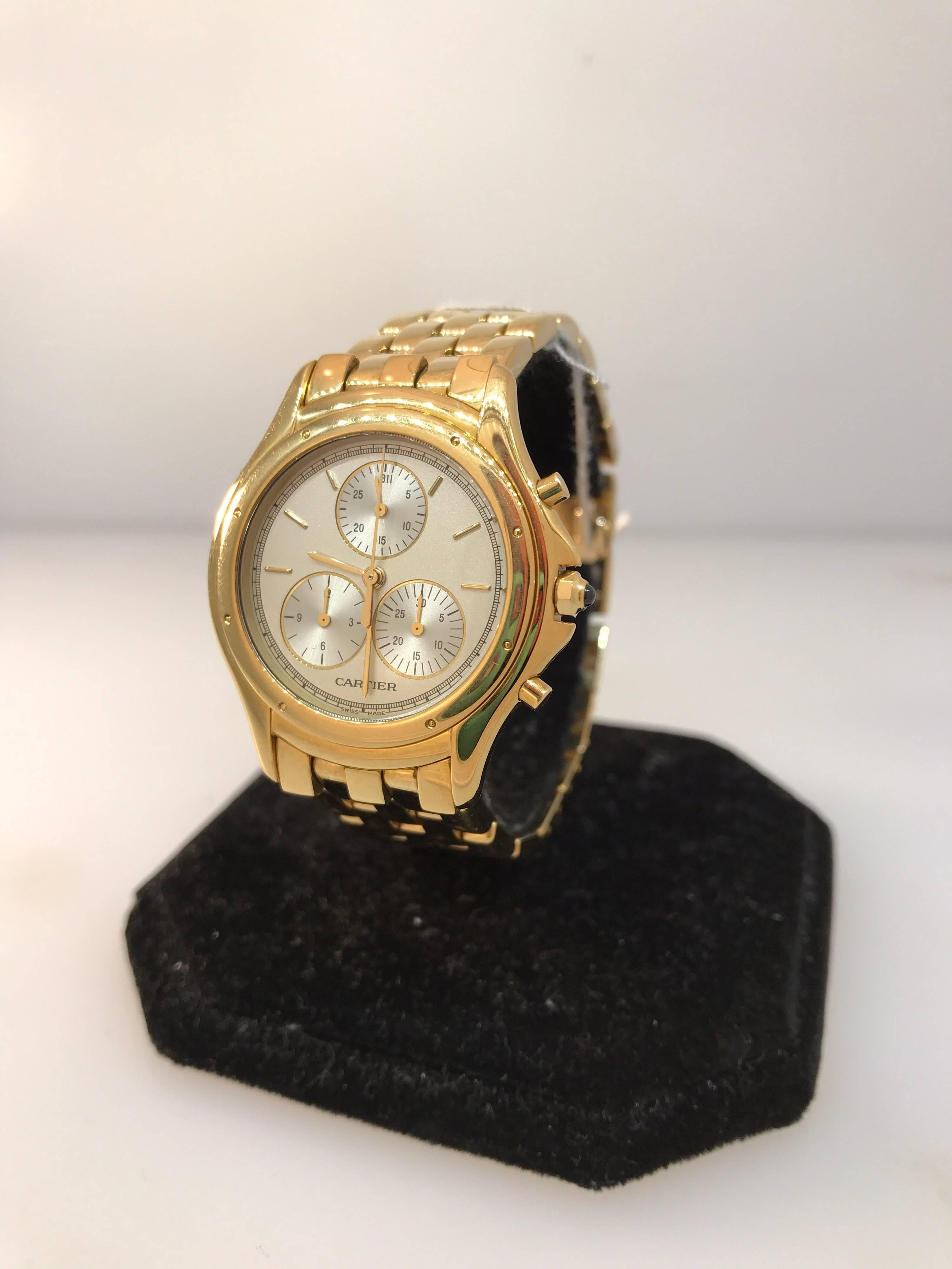 Cartier Cougar Yellow Gold Quartz Chronograph Silver Dial Bracelet Men's Watch In Excellent Condition For Sale In New York, NY