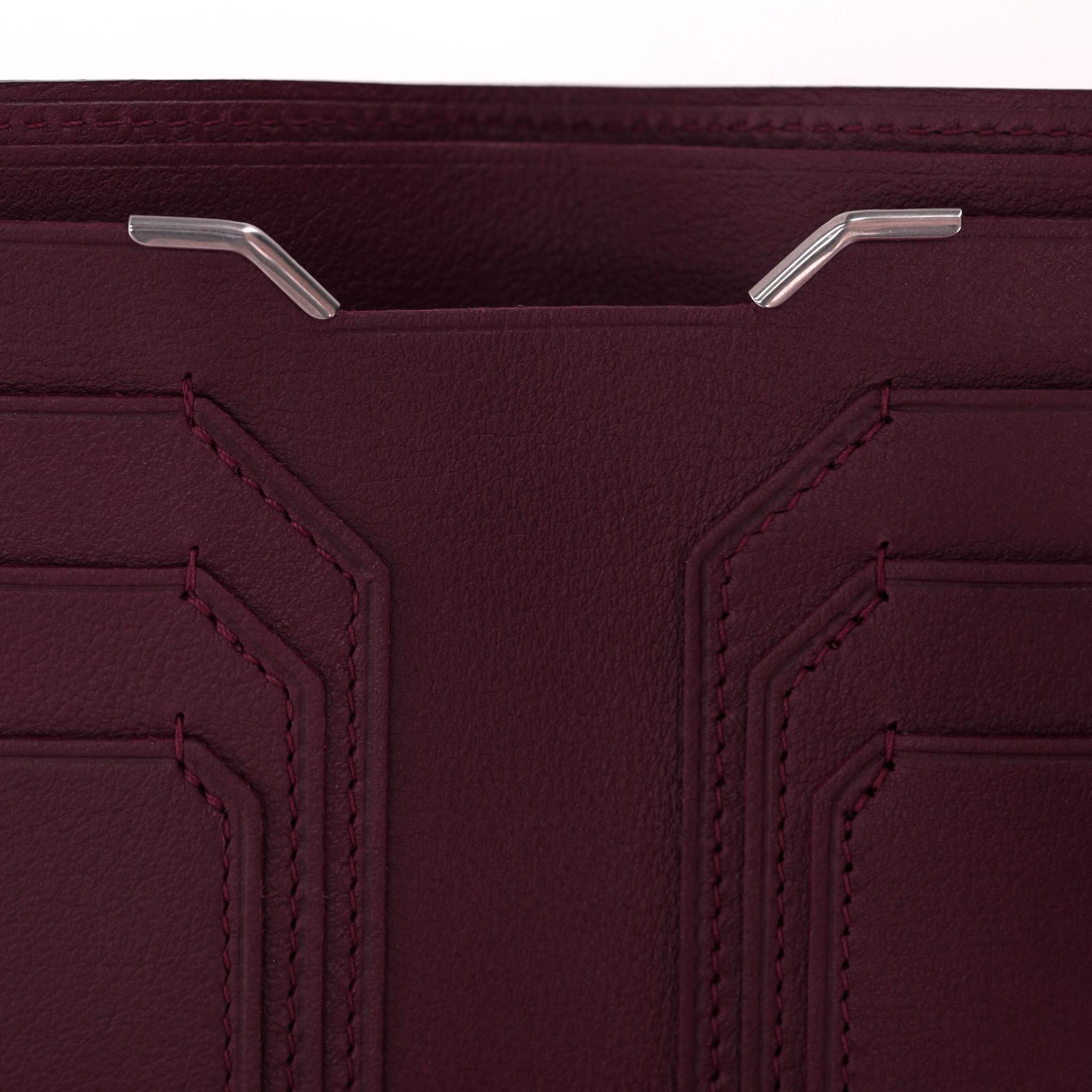 Portafoglio in pelle con carta di credito Cartier in vendita 4
