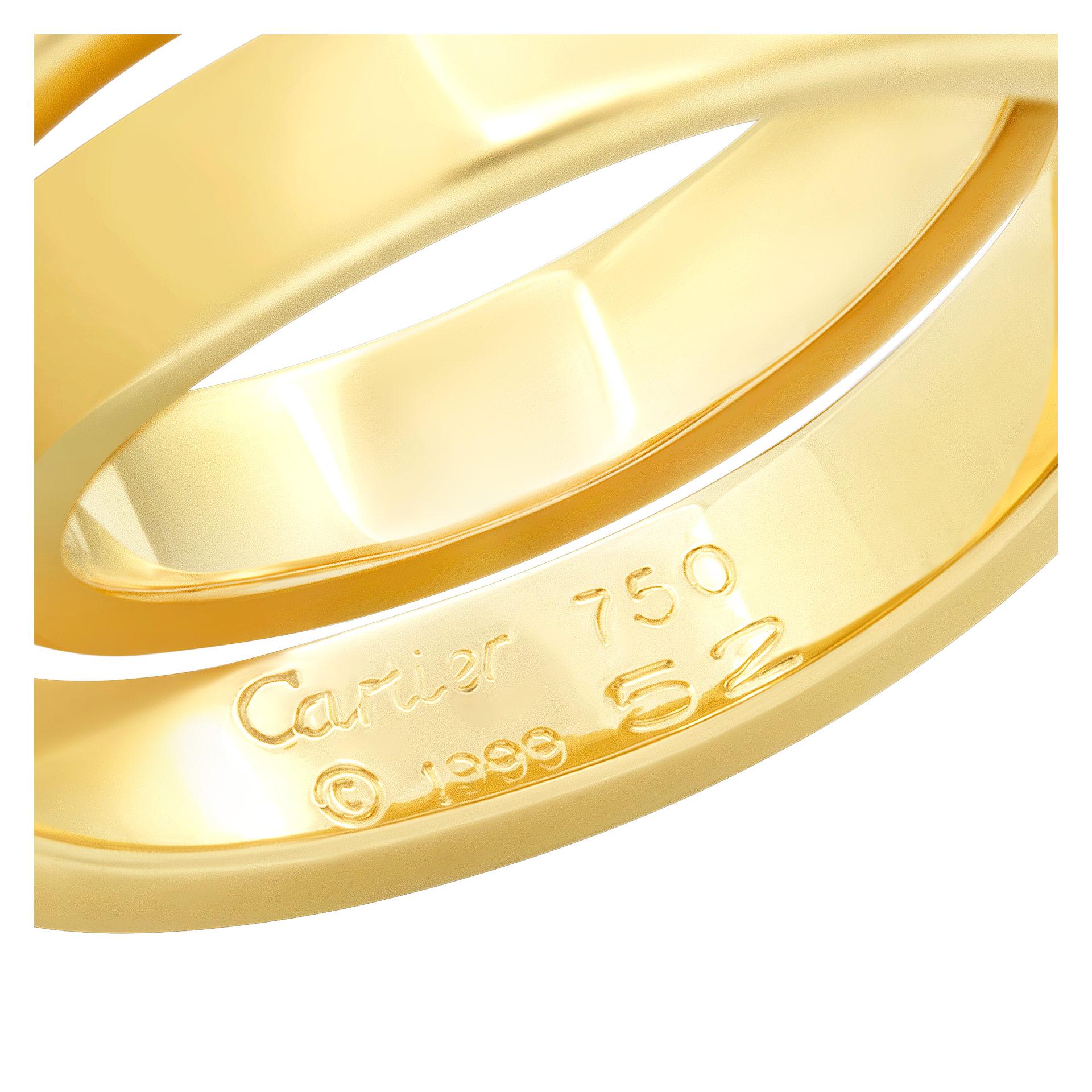 ESTIMATED RETAIL: $3,600 YOUR PRICE: $2,200 - Cartier Nouvelle Vague Crossover ring in 18k. Size 6.5. 0.33