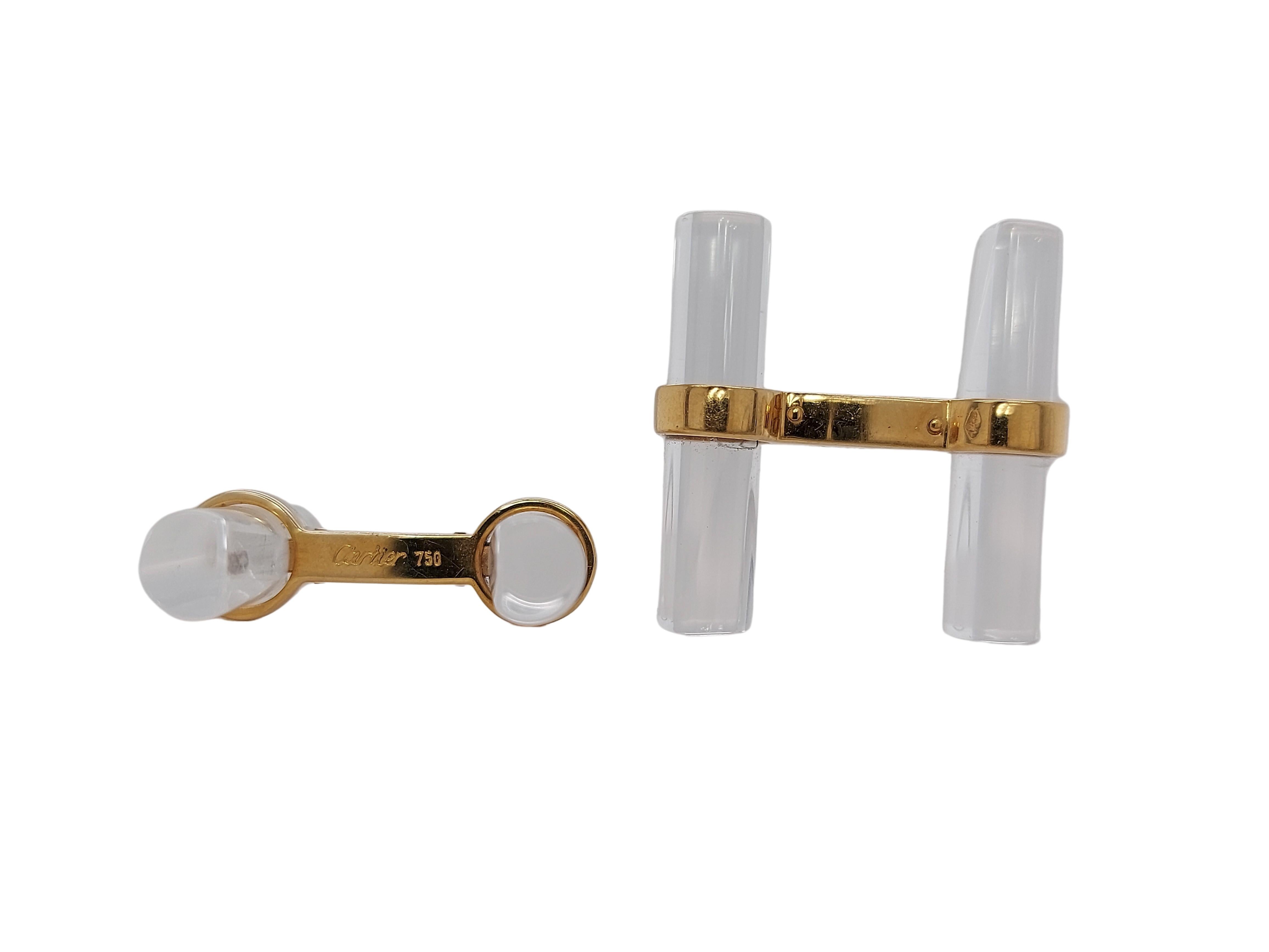 Gorgeous and very Classy Cartier Cufflinks Trinity Rock Crystal in 18kt Yellow Gold

The cufflinks are signed and numbered

Material: 18kt Yellow gold

Total weight: 8.3 gram

Measurements: 21.8 mm x 21.8 x 6.9 mm