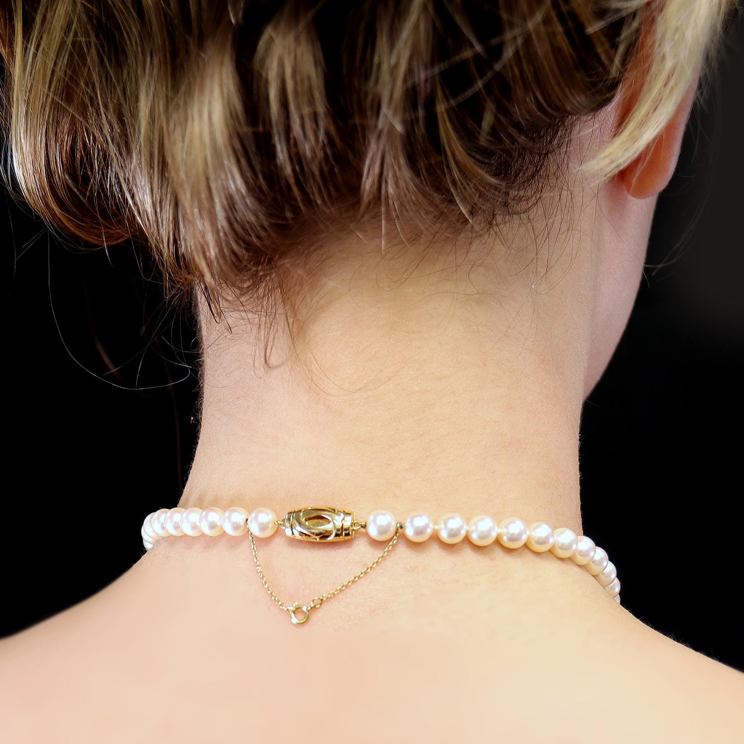 Bead Cartier Cultured Akoya Pearl 'DOLPHIN' Necklace