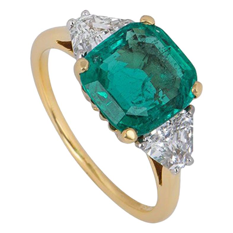 Cartier Cushion Cut Emerald Diamond Ring 2.26 Carat Certified