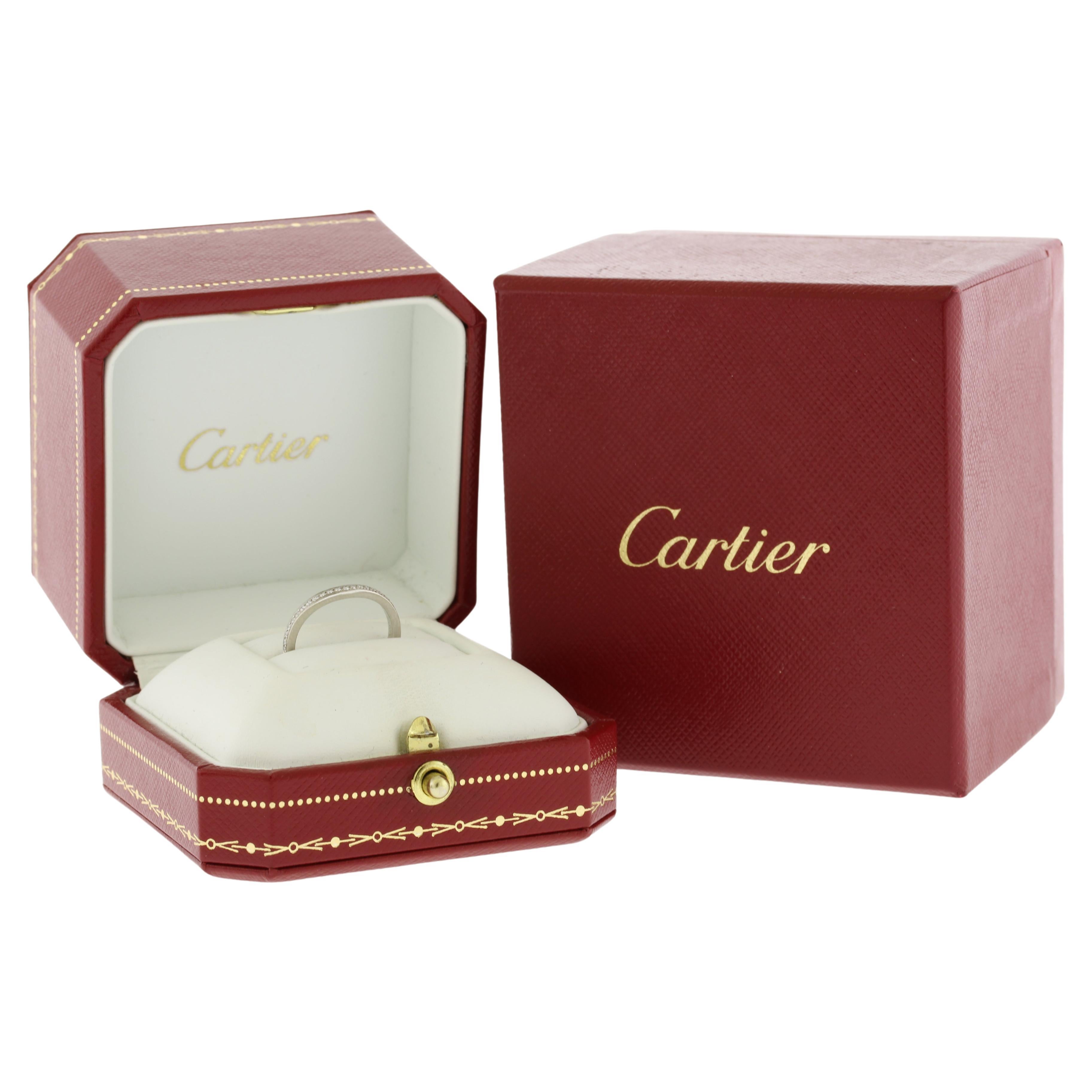 Alianza de Platino Cartier d'Amour en venta