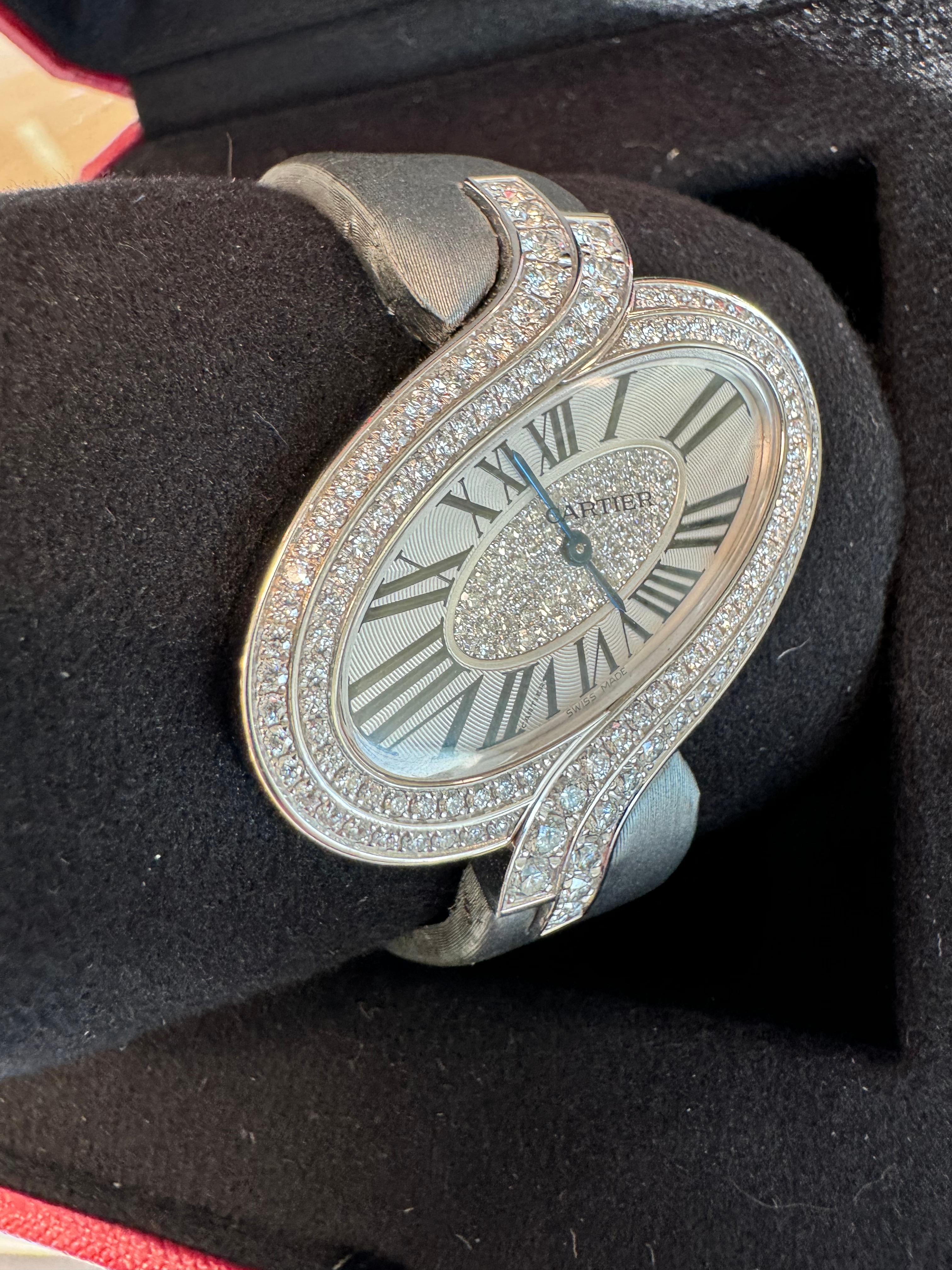 Contemporain Cartier Delices de Cartier Bracelet en or blanc et satin avec diamants 3380 en vente