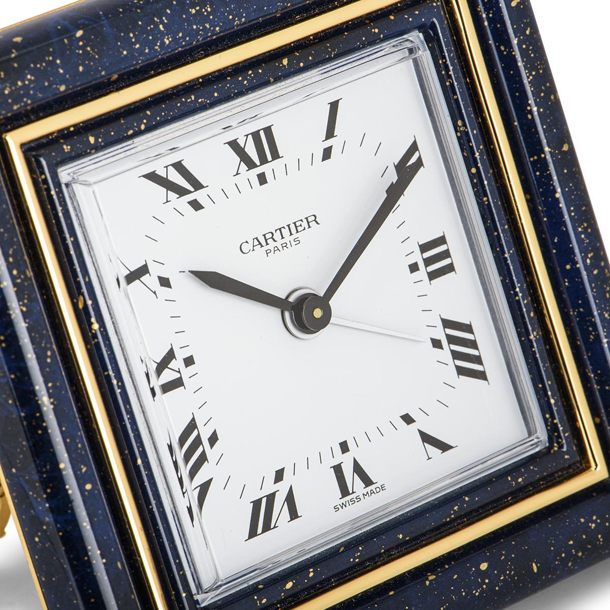 Cartier Tischuhr Messing Lapis-Emaille im Zustand „Hervorragend“ in Mayfair, London, London