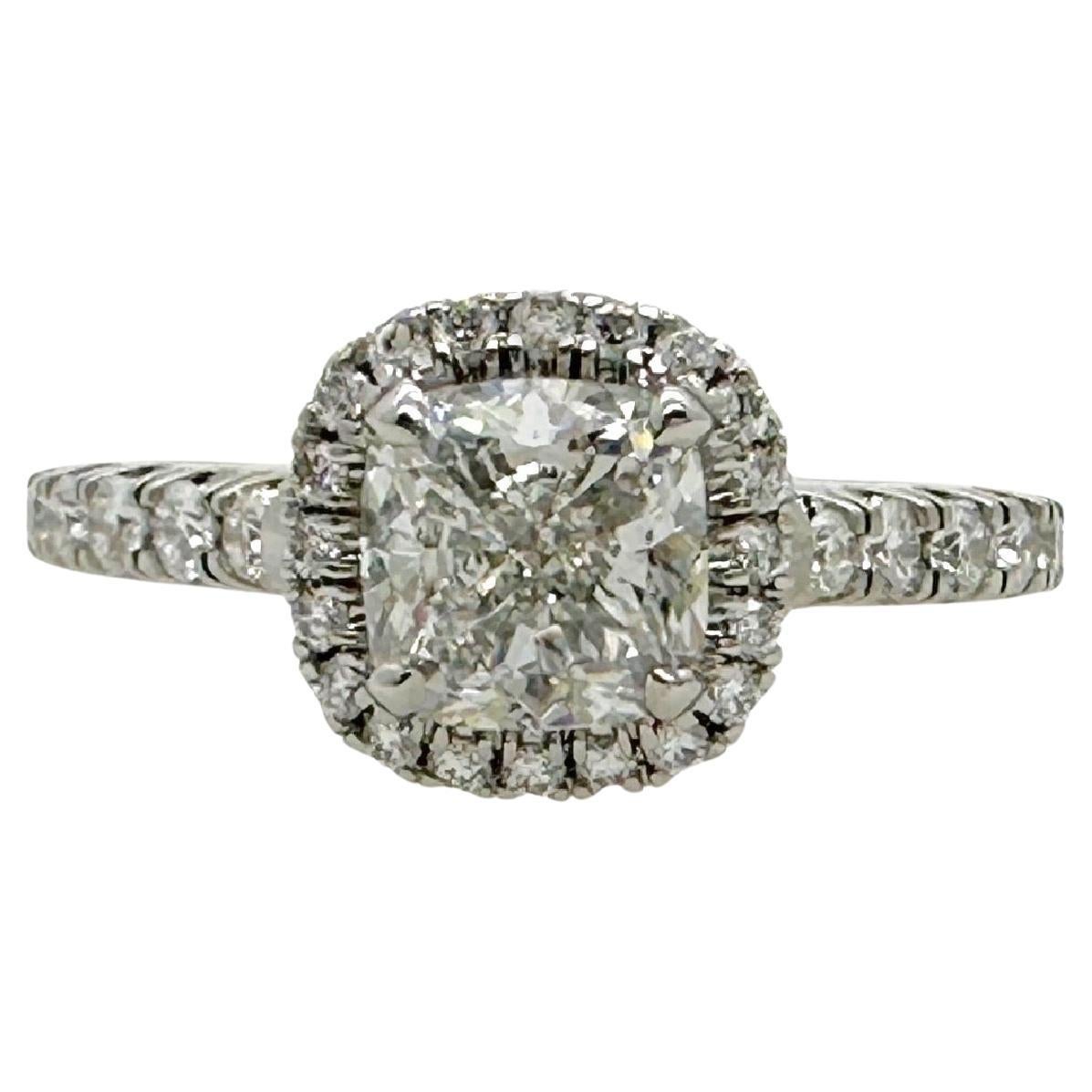 Cartier Destinee Cuscino 1,15 carati H VS1 Anello di fidanzamento con aureola in platino