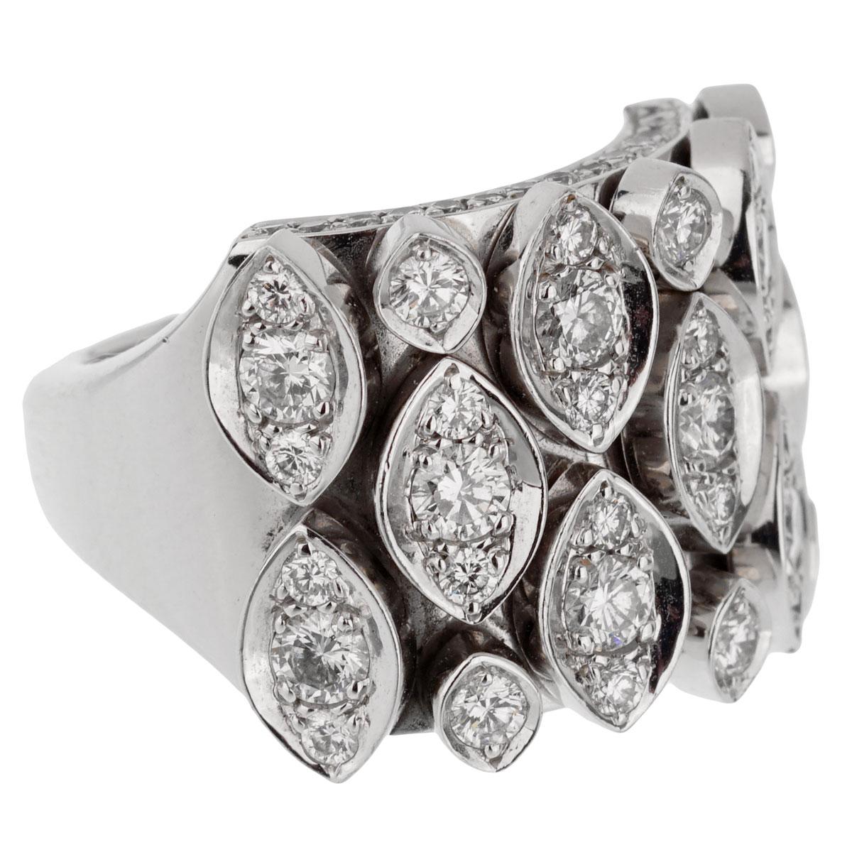 An incredible Cartier Diadea diamond ring in 18k white gold adorned with appx 1.5ct of the finest Cartier round brilliant cut diamonds. 

The ring measures a size 51 eu / US 5 1/2 and can be resized