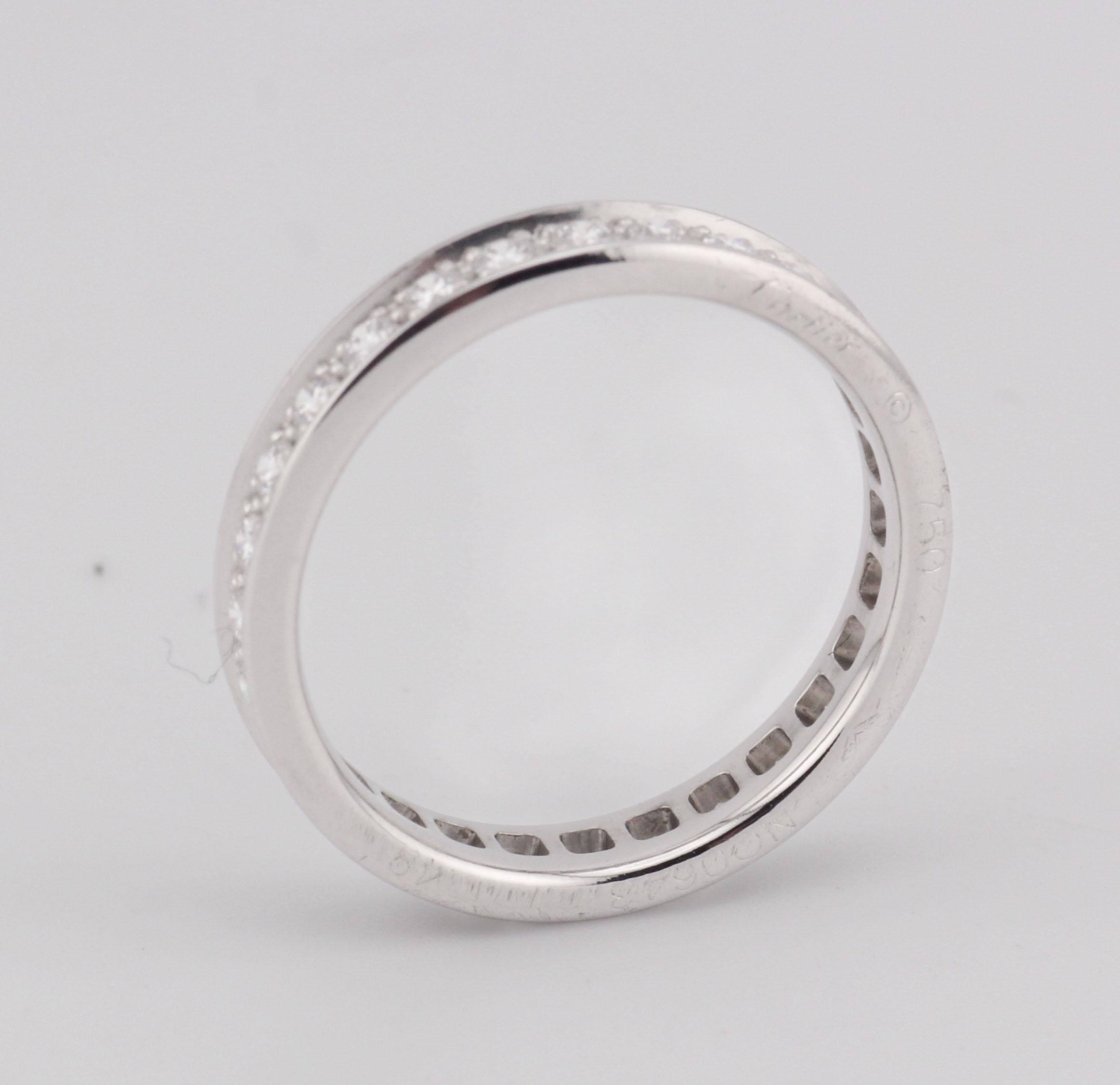Cartier Diamant 18k Weißgold Band Ring Größe 4,75 im Zustand „Gut“ im Angebot in Simpsonville, SC