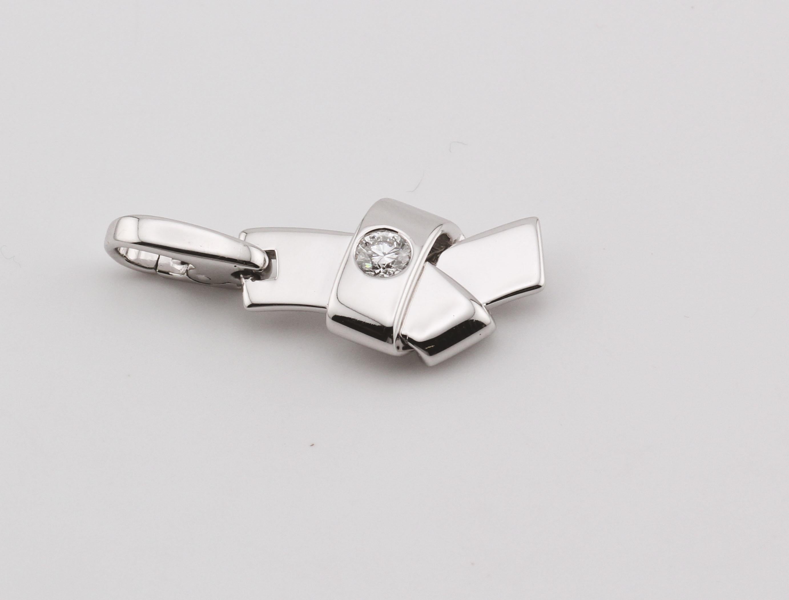 Cartier Diamond 18K White Gold Knot Charm Pendant In Good Condition For Sale In Simpsonville, SC