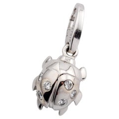 Cartier Diamant 18 Karat Weißgold Ladybug Charm-Anhänger mit Diamant