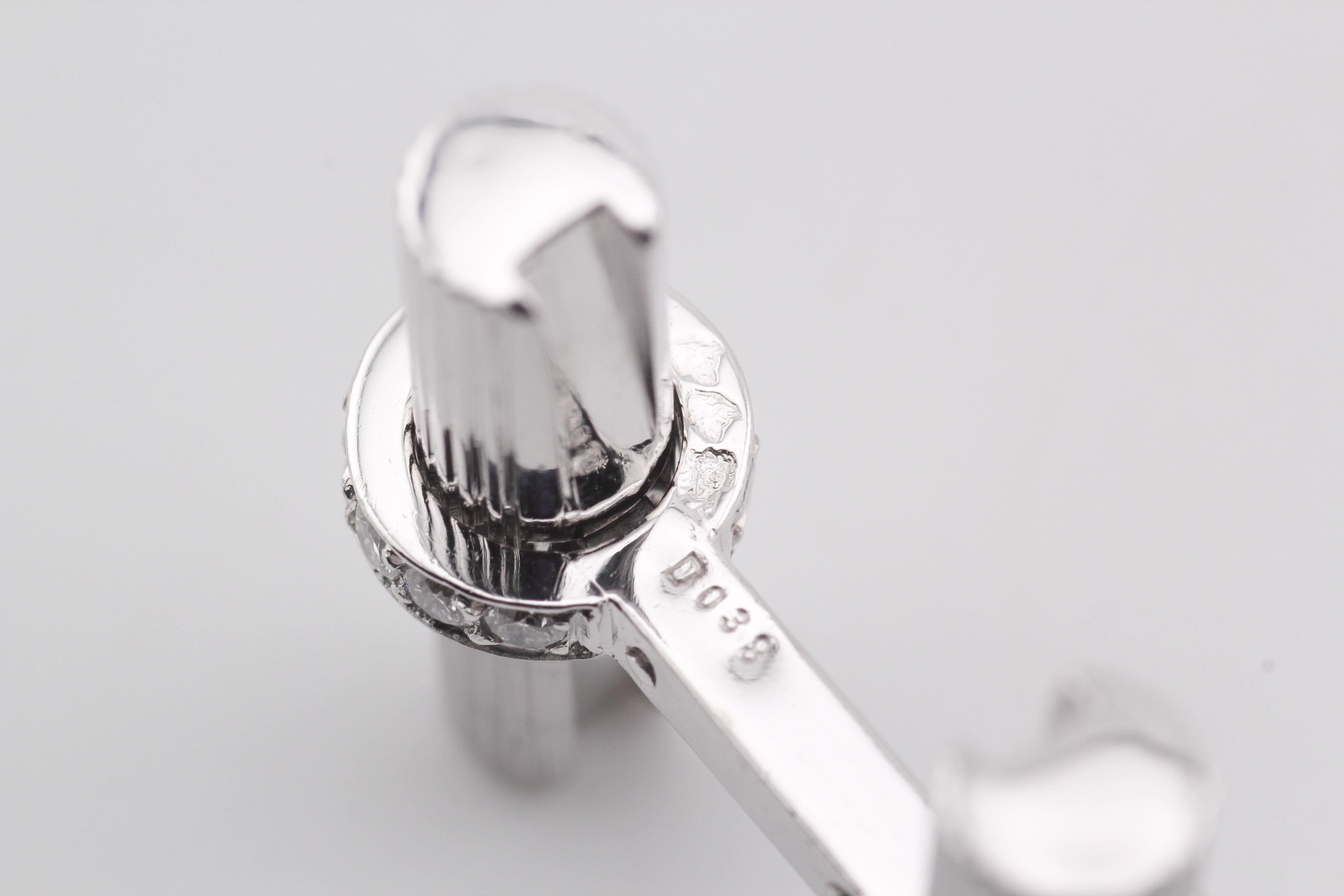 Gemelos de barra de platino y oro blanco de 18 quilates con diamantes Cartier en venta 5