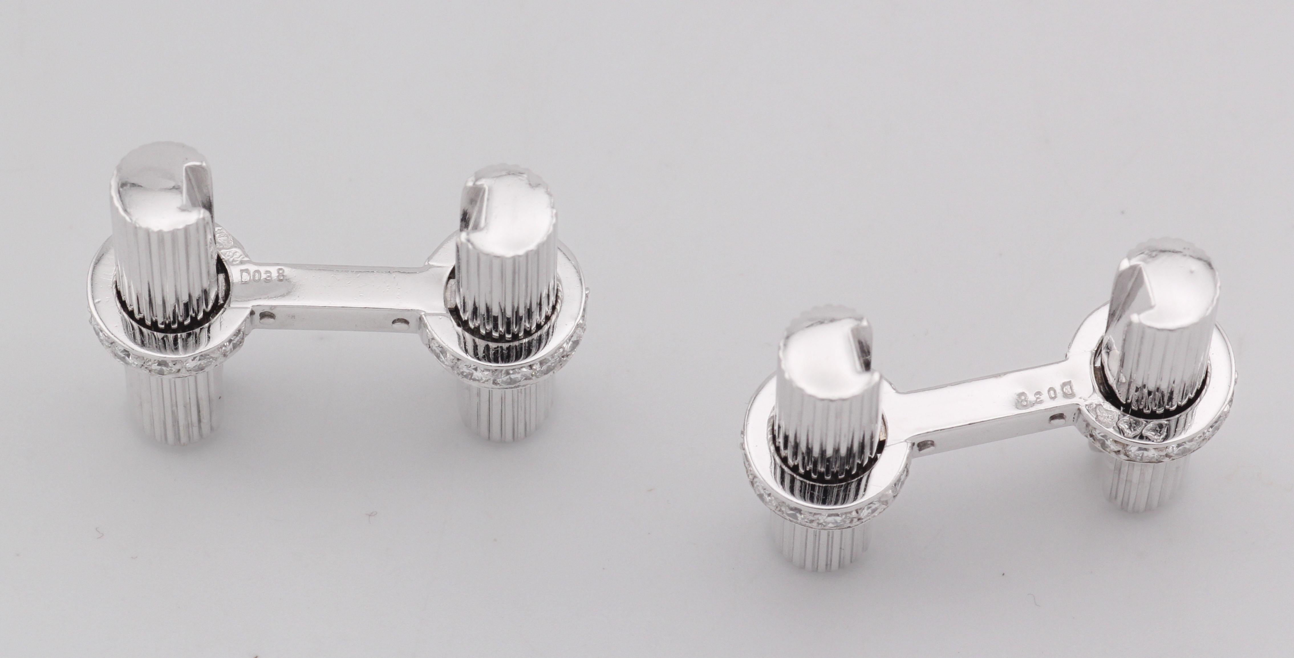 Gemelos de barra de platino y oro blanco de 18 quilates con diamantes Cartier en venta 2