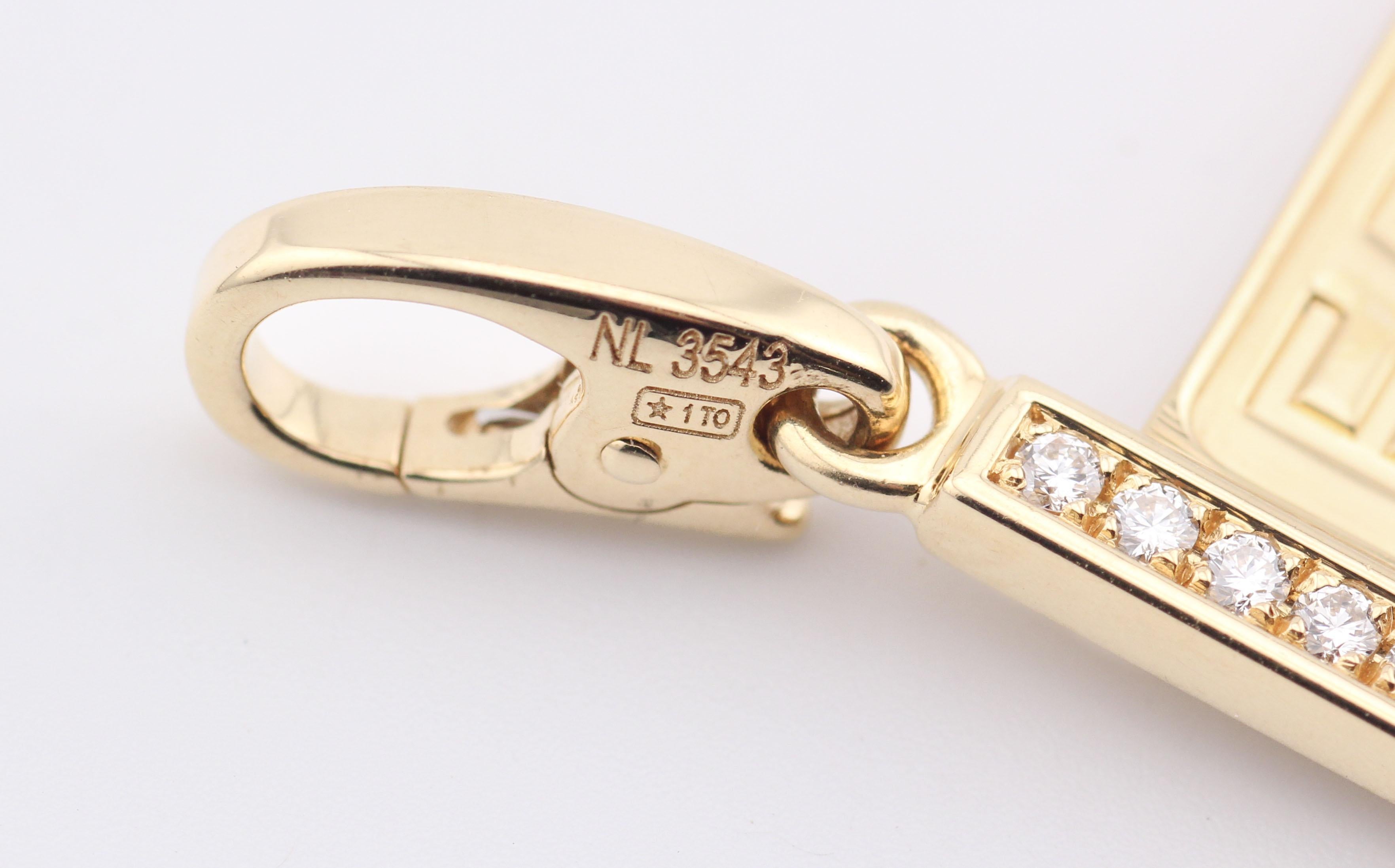 Pendentif à breloque 52nd Street en or jaune 18k avec diamants de Cartier Unisexe en vente