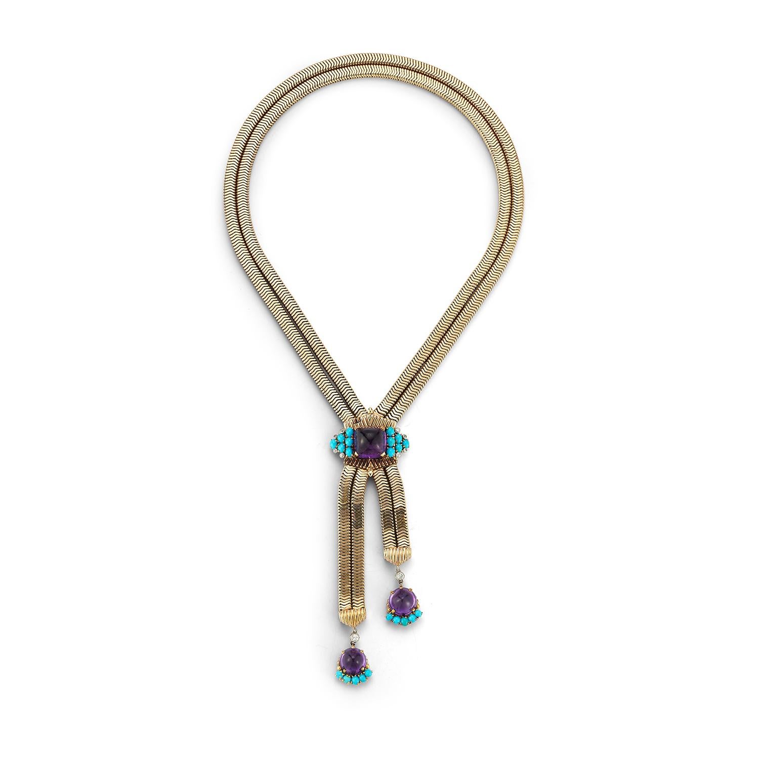 Collana e orecchini in oro con diamanti, ametista e turchese di Cartier

Questo set di collana e orecchini di Cartier incarna l'eleganza e la creatività del marchio. Caratterizzati da ametiste cabochon abbinate a vibranti accenti turchesi, i pezzi