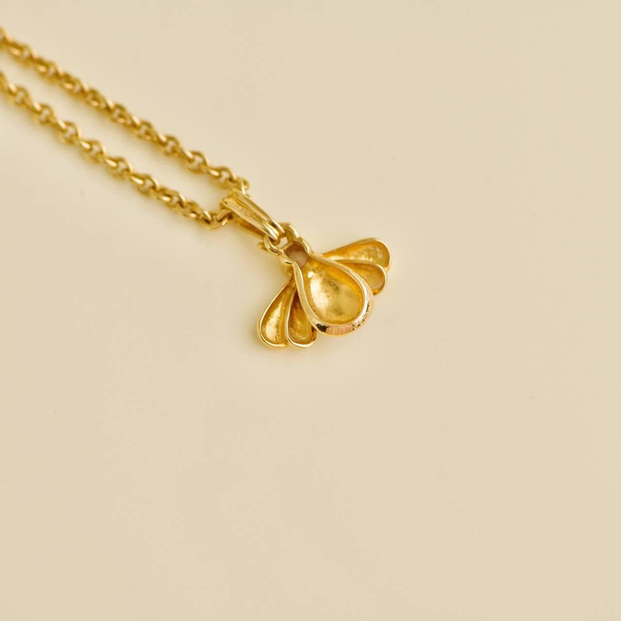 Cartier Diamond and Enamel Bee 18K Yellow Gold Pendant Necklace 4