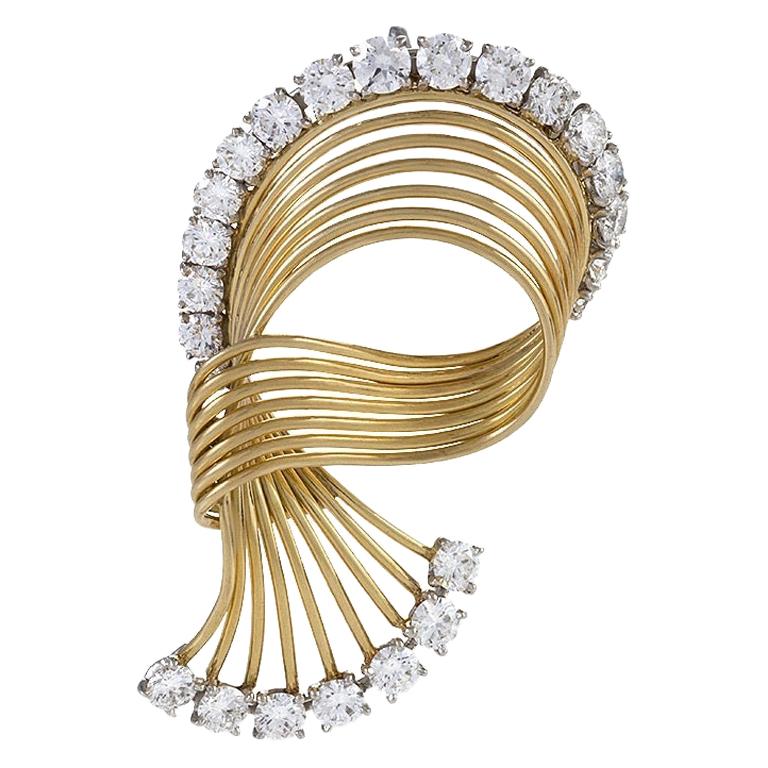 Cartier Diamond and Gold Brooch For Sale at 1stDibs