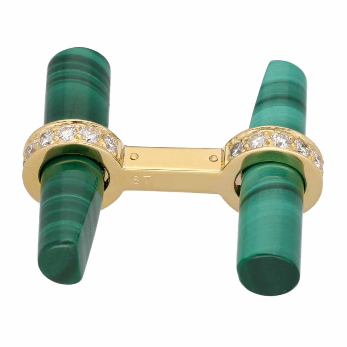 Cartier Diamond and Malachite Cufflinks 18K Yellow Gold In Good Condition For Sale In Tokyo, JP